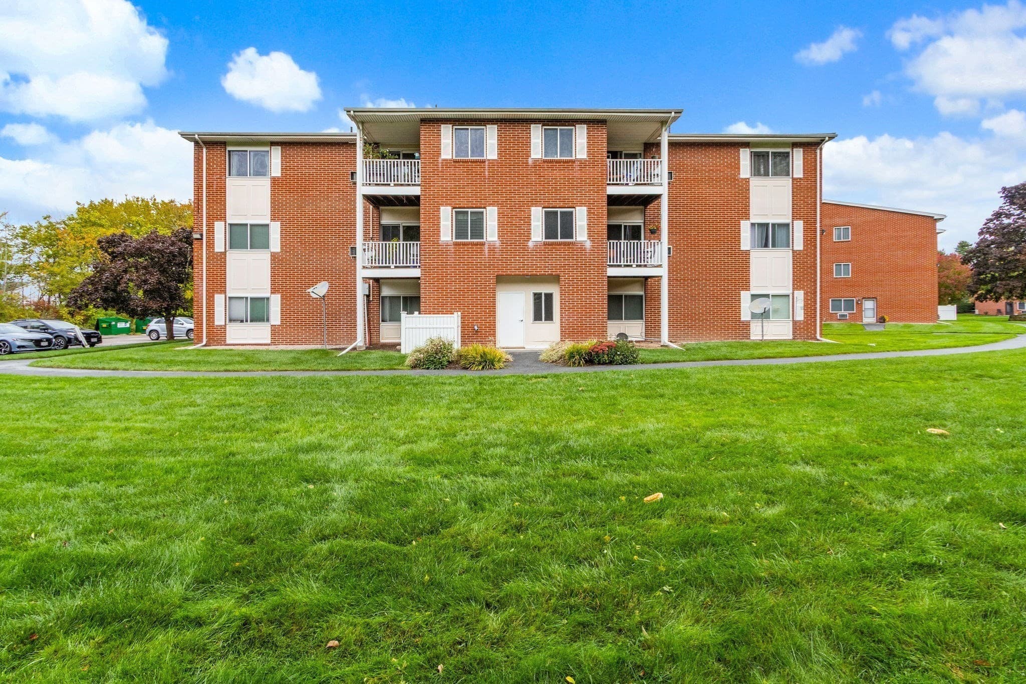 Condominium at 22 Dailey St # L, Attleboro MA 02703, Attleboro, photo 2 of 28