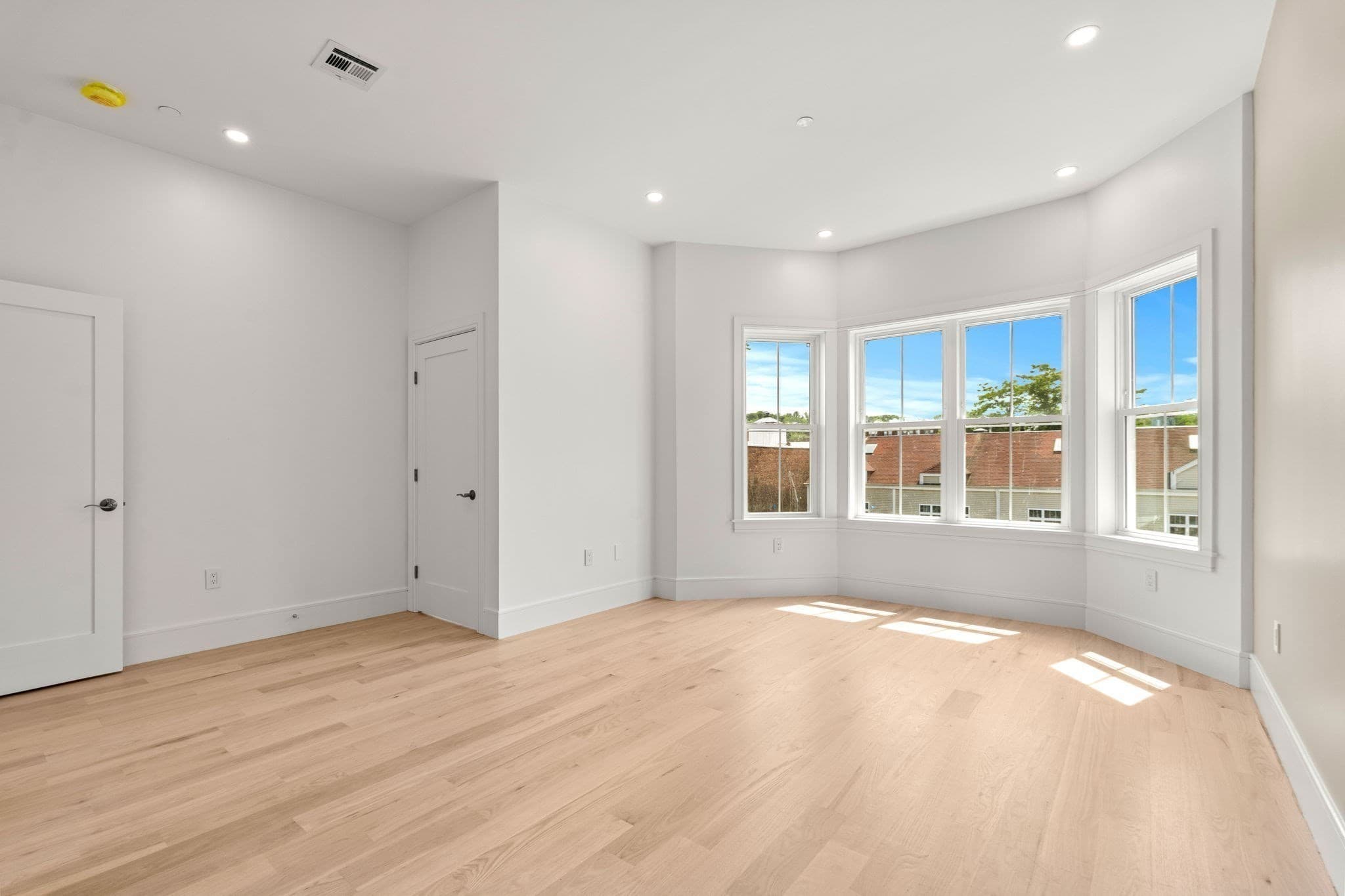 Condominium at 108 Allston Street # D, Boston MA 02134, Boston, photo 19 of 41