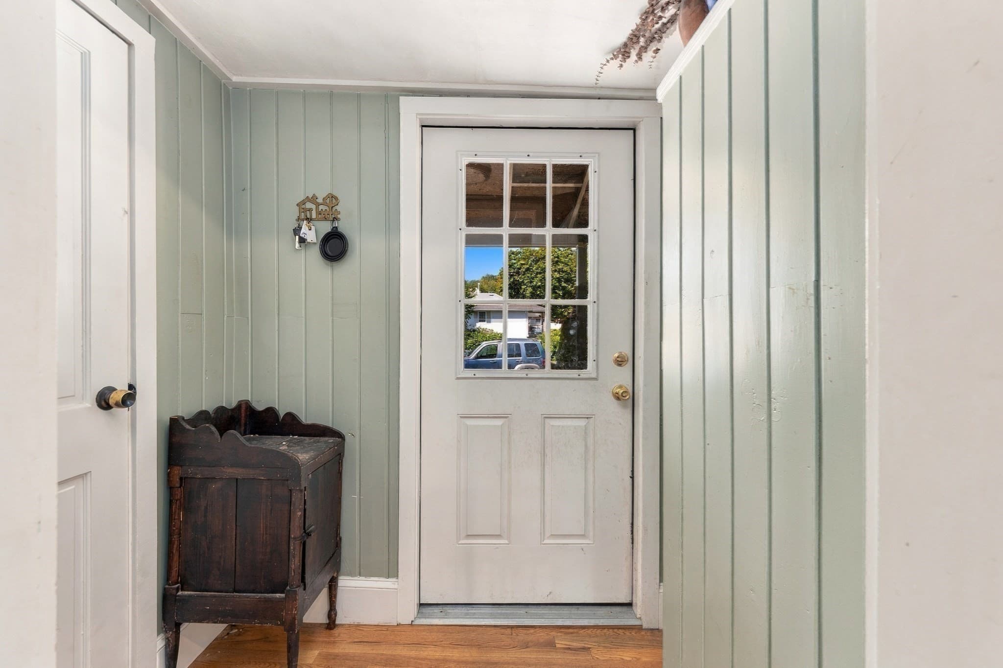 Single Family Residence at 33 Archer Rd, Rockland MA 02370, Rockland, photo 3 of 29