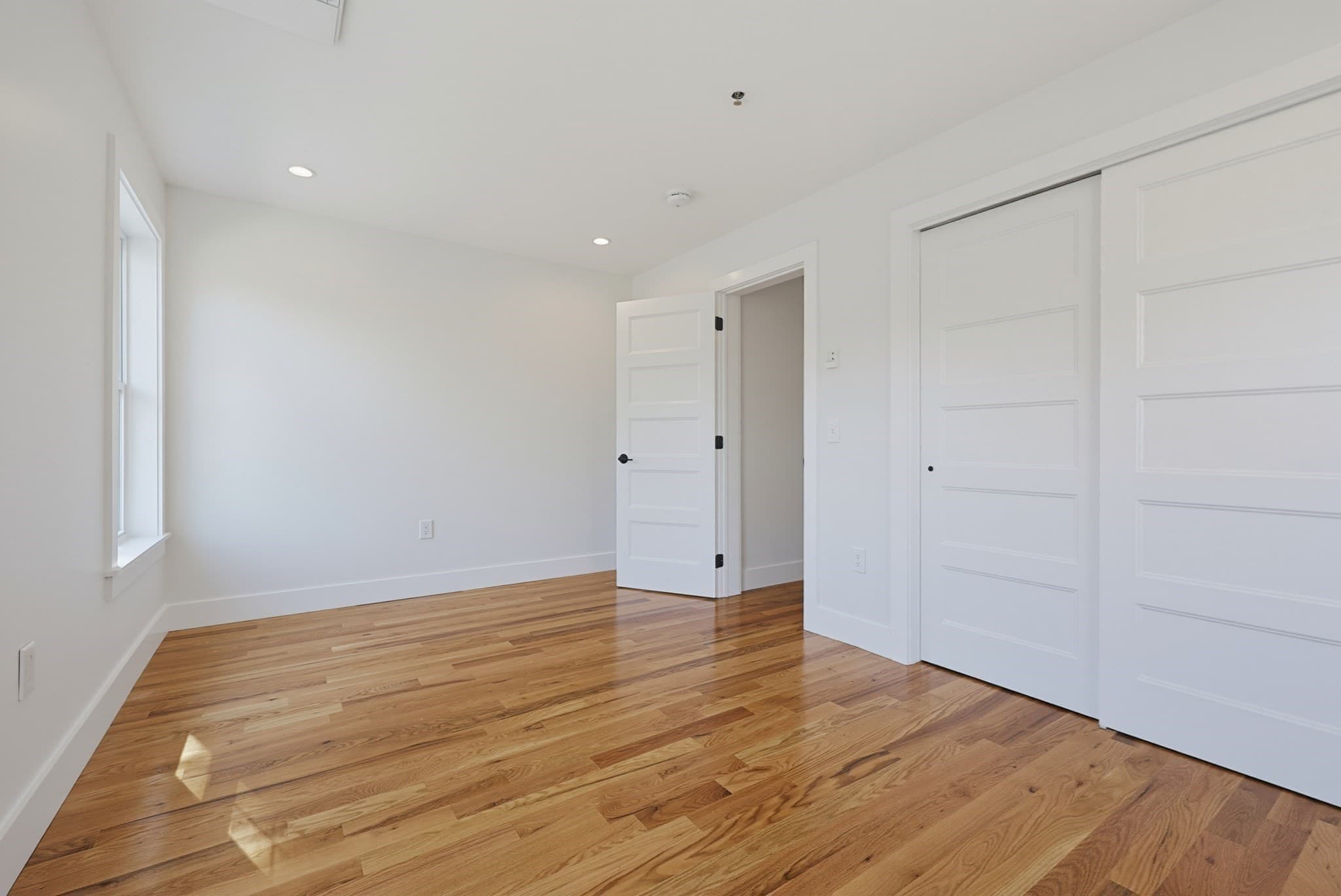 Condominium at 36 Linwood Ave # 36, Melrose MA 02176, Melrose, photo 25 of 41