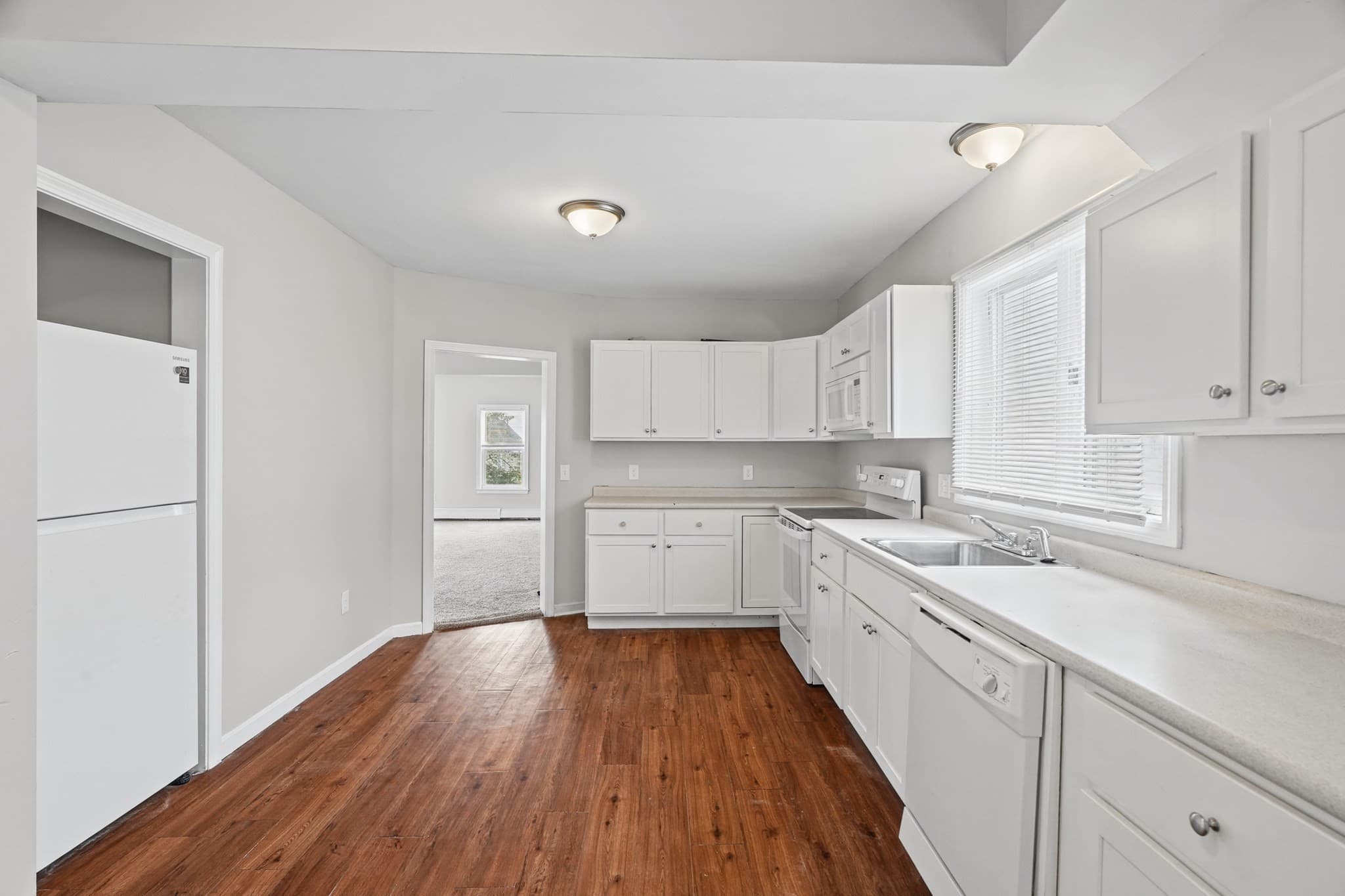 Condominium at 31 Calhoun # 2, Everett MA 02149, photo 9 of 17