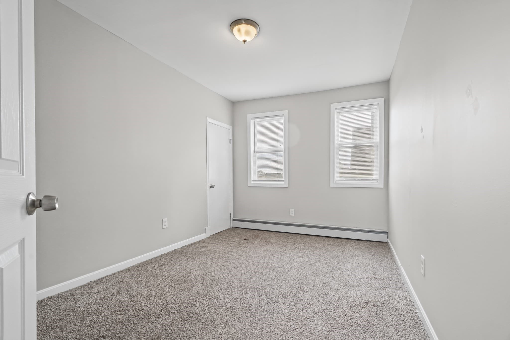 Condominium at 31 Calhoun # 2, Everett MA 02149, photo 10 of 17
