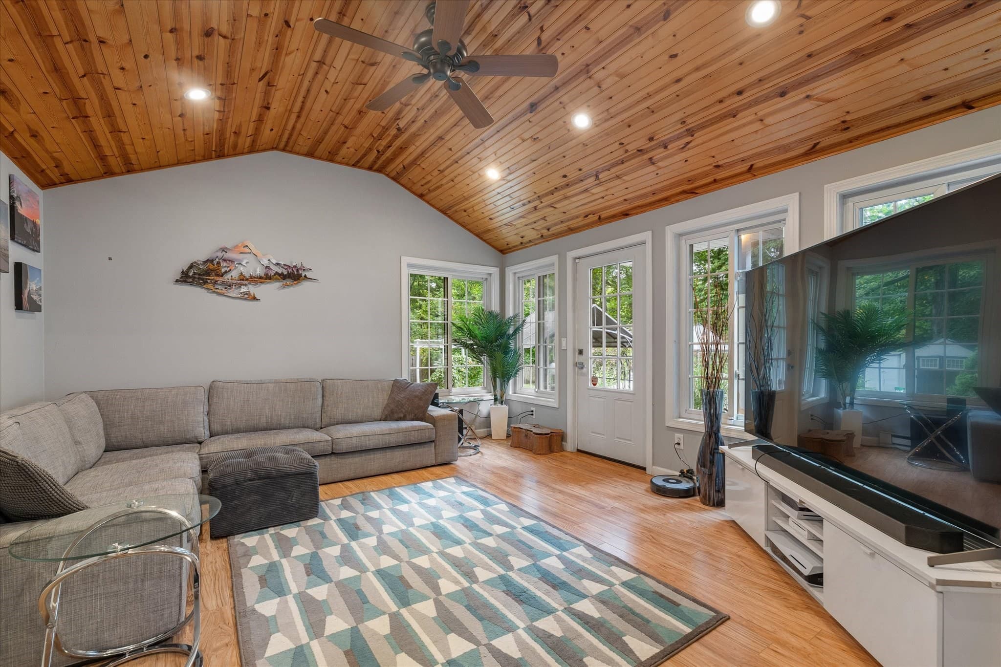 Single Family Residence at 14 Fairview Street, Longmeadow MA 01106, Longmeadow, photo 23 of 41