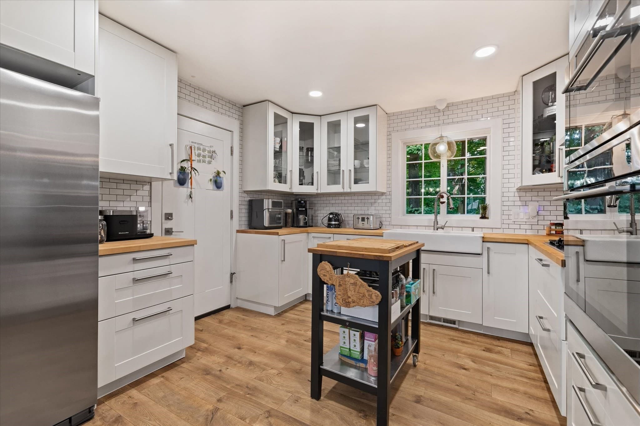 Single Family Residence at 14 Fairview Street, Longmeadow MA 01106, Longmeadow, photo 19 of 41