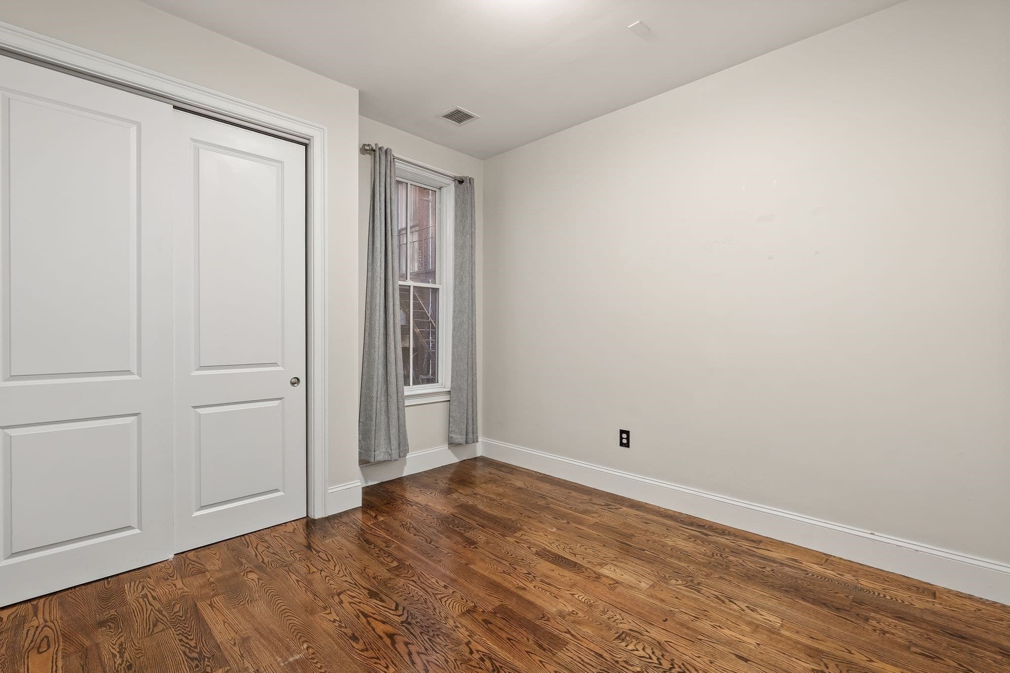 Condominium at 374-378 W Broadway # 3, Boston MA 02127, Boston, photo 17 of 34