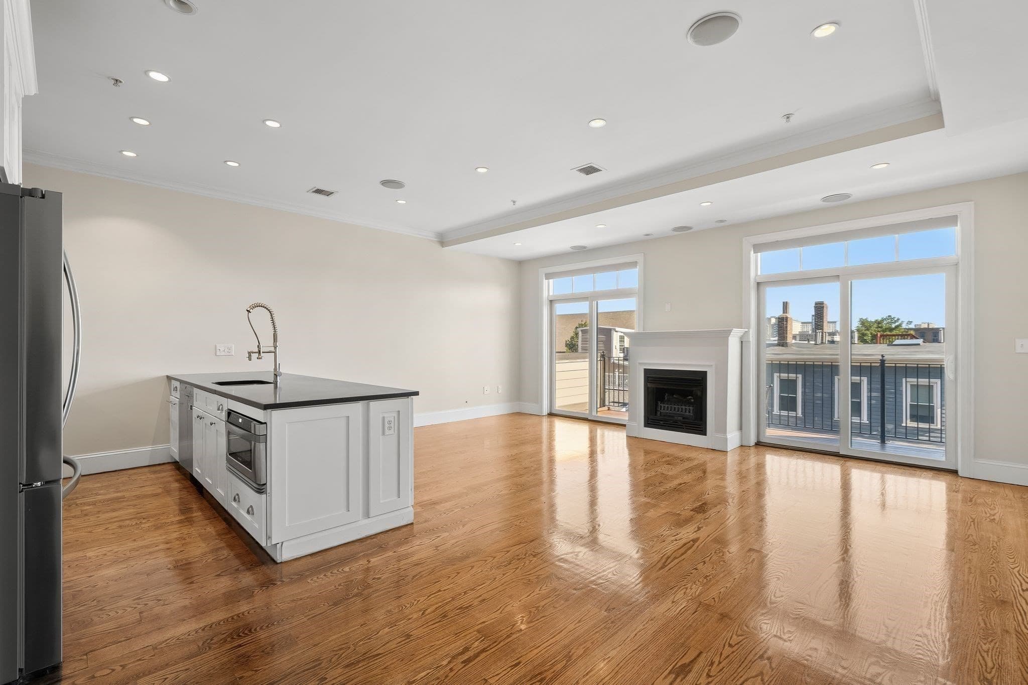Condominium at 374-378 W Broadway # 3, Boston MA 02127, Boston, photo 9 of 34