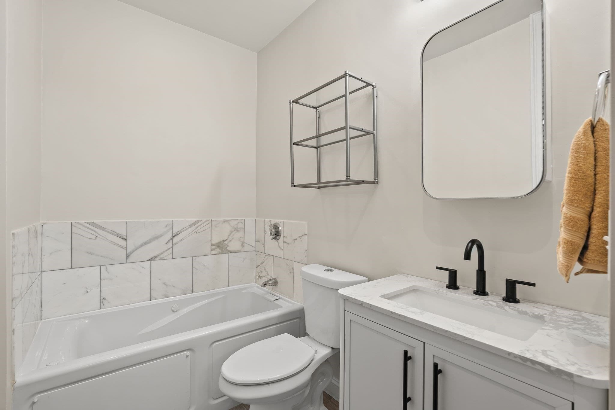 Condominium at 374-378 W Broadway # 3, Boston MA 02127, Boston, photo 14 of 34
