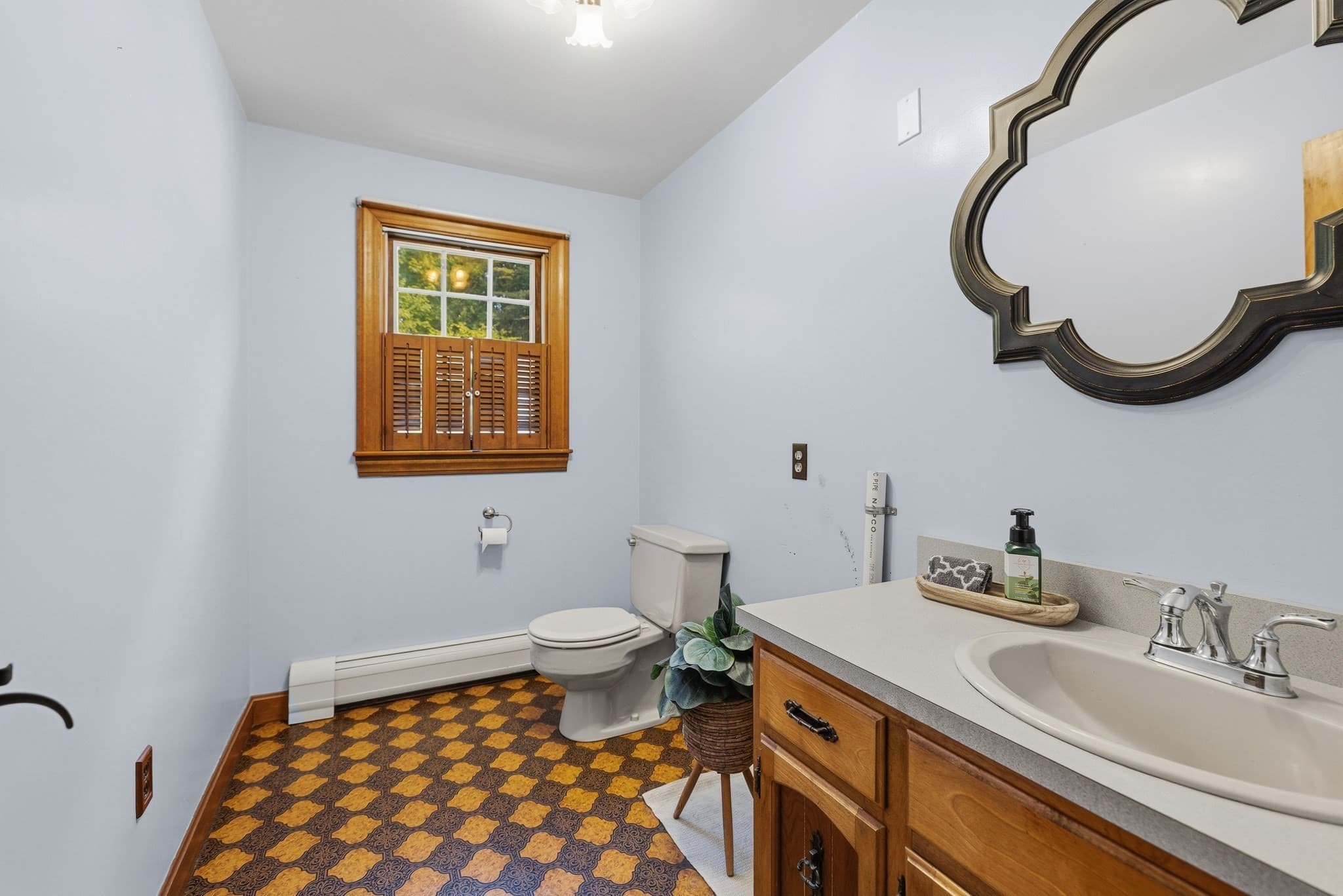 Single Family Residence at 86 Delmage Rd, Swansea MA 02777, Swansea, photo 16 of 41