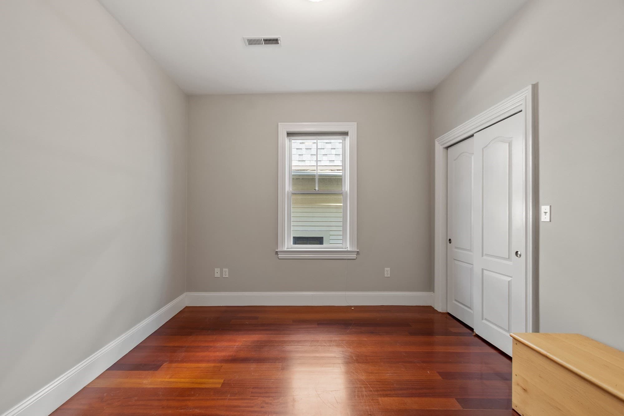 Condominium at 98 G St # 4, Boston MA 02127, Boston, photo 13 of 41