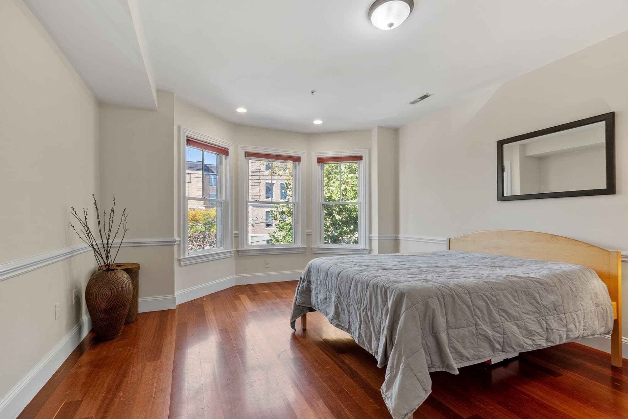 Condominium at 98 G St # 4, Boston MA 02127, Boston, photo 22 of 41