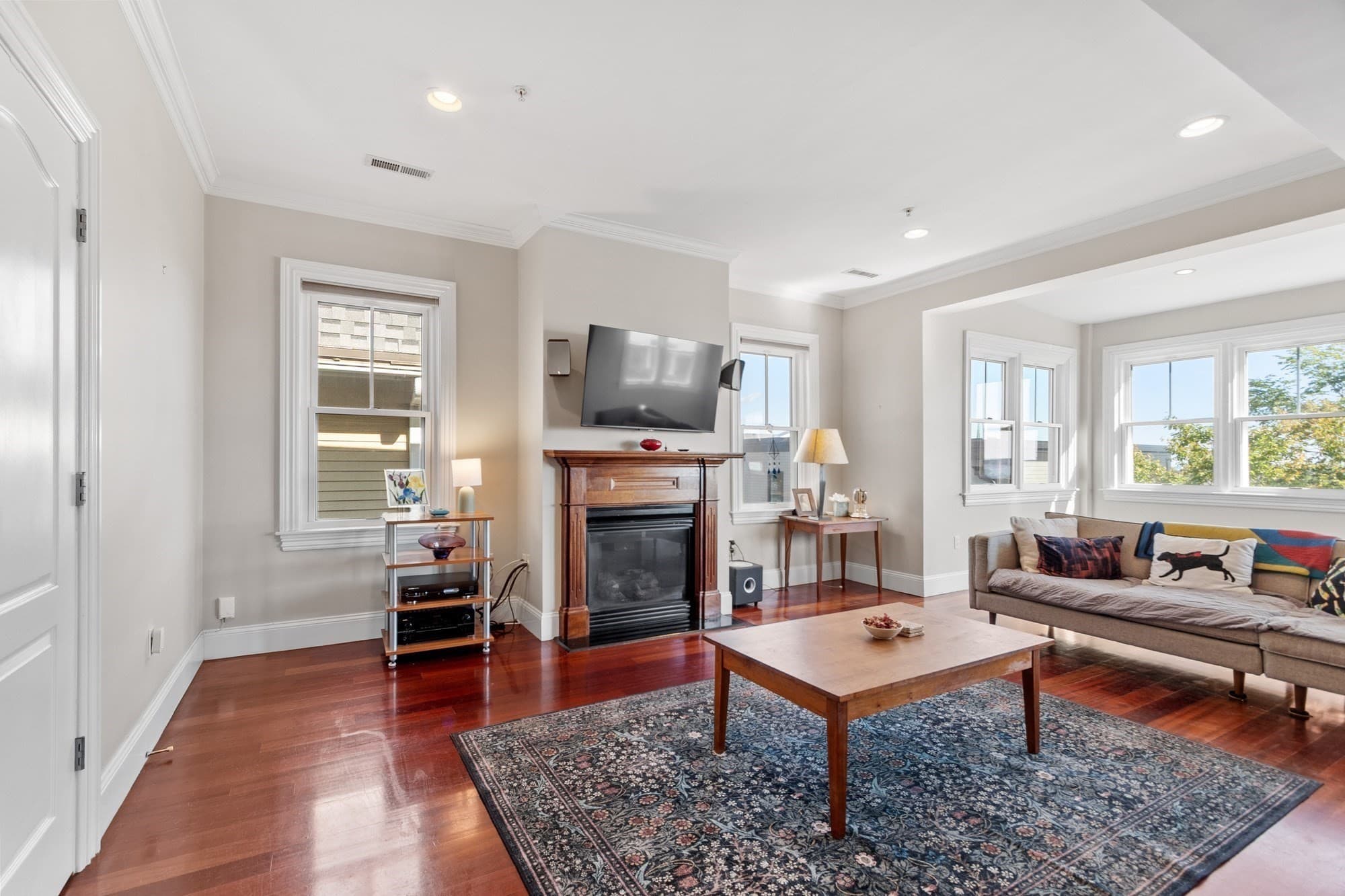 Condominium at 98 G St # 4, Boston MA 02127, Boston, photo 9 of 41