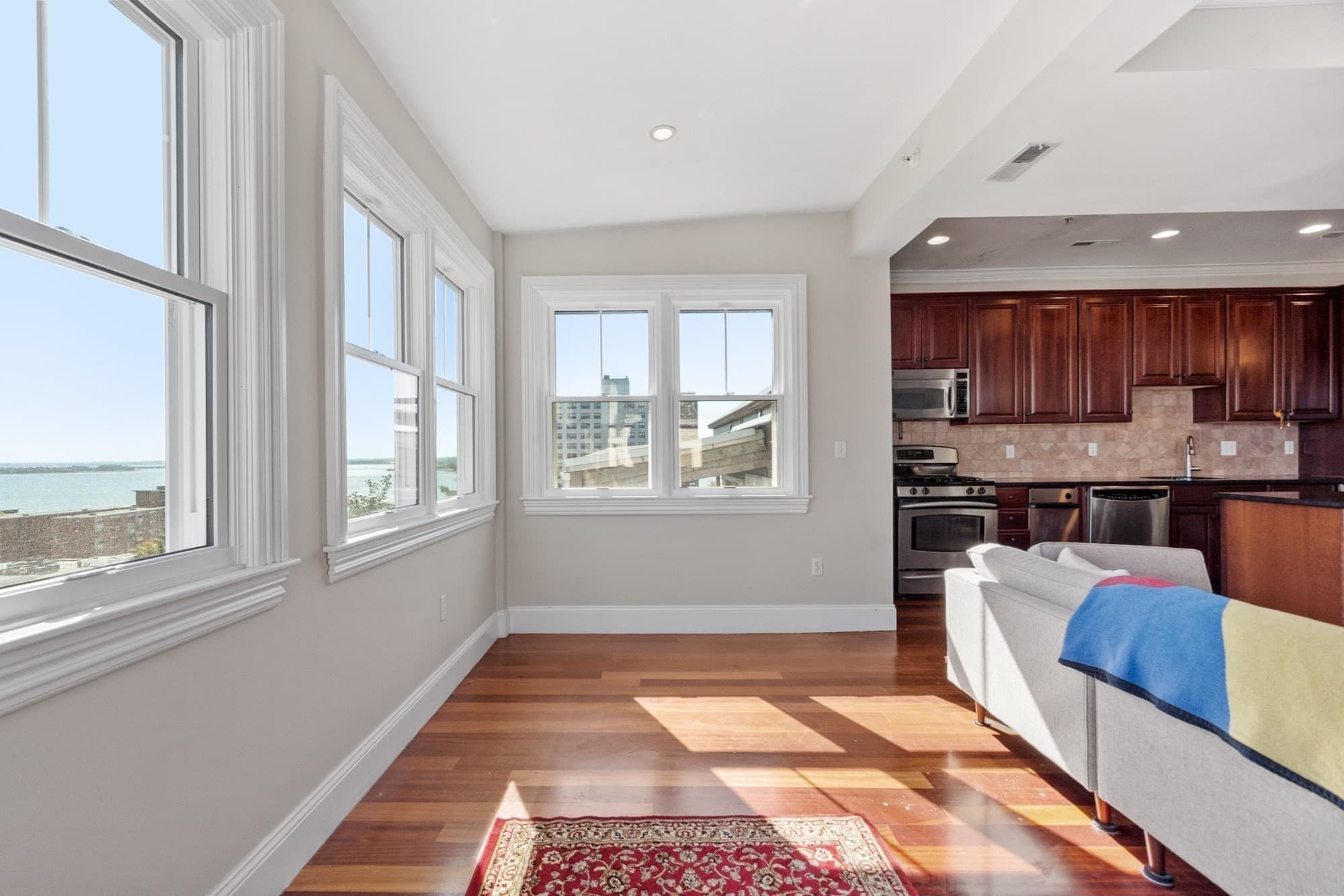 Condominium at 98 G St # 4, Boston MA 02127, Boston, photo 10 of 41