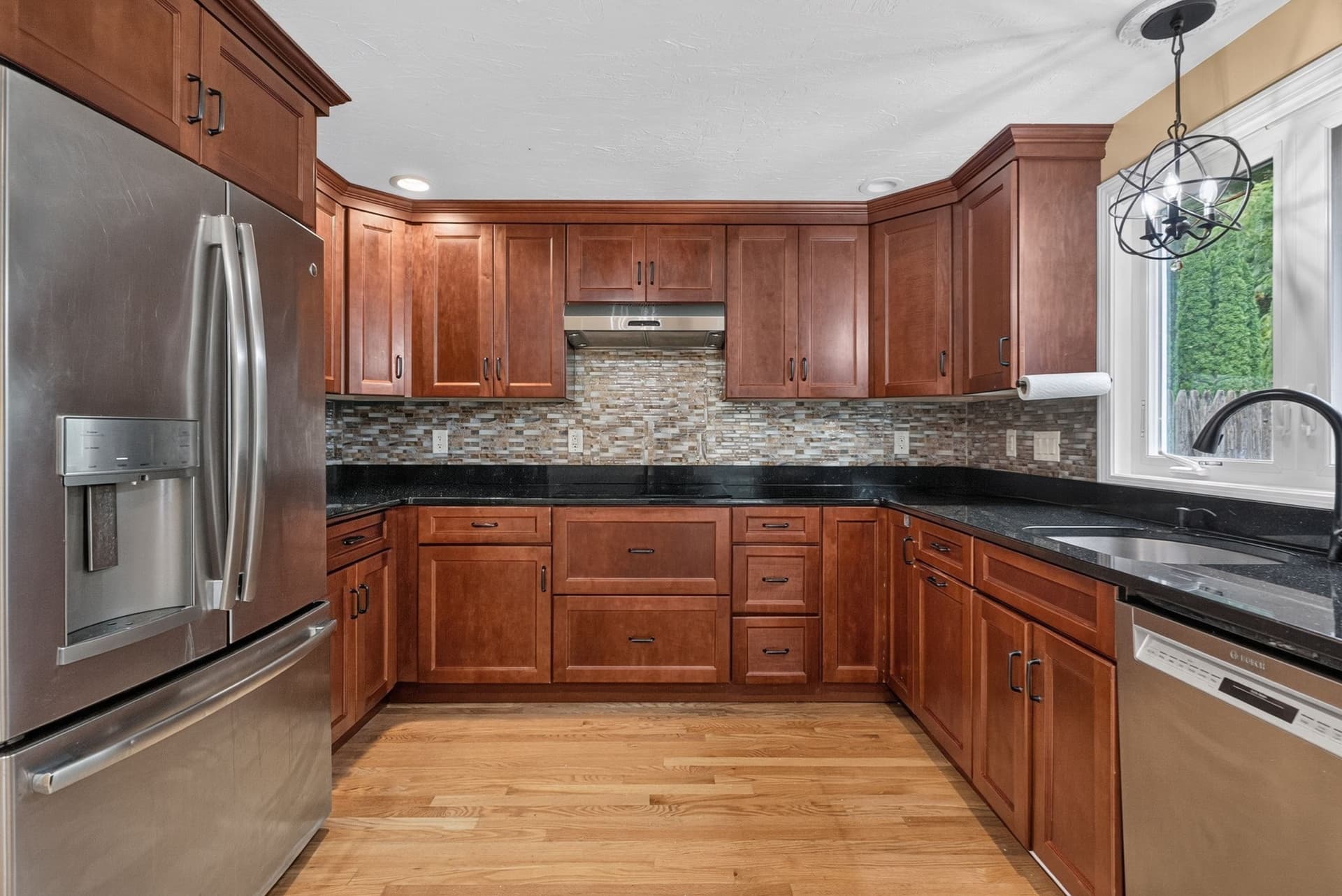 Single Family Residence at 22 Salo Ter, Millbury MA 01527, photo 7 of 27