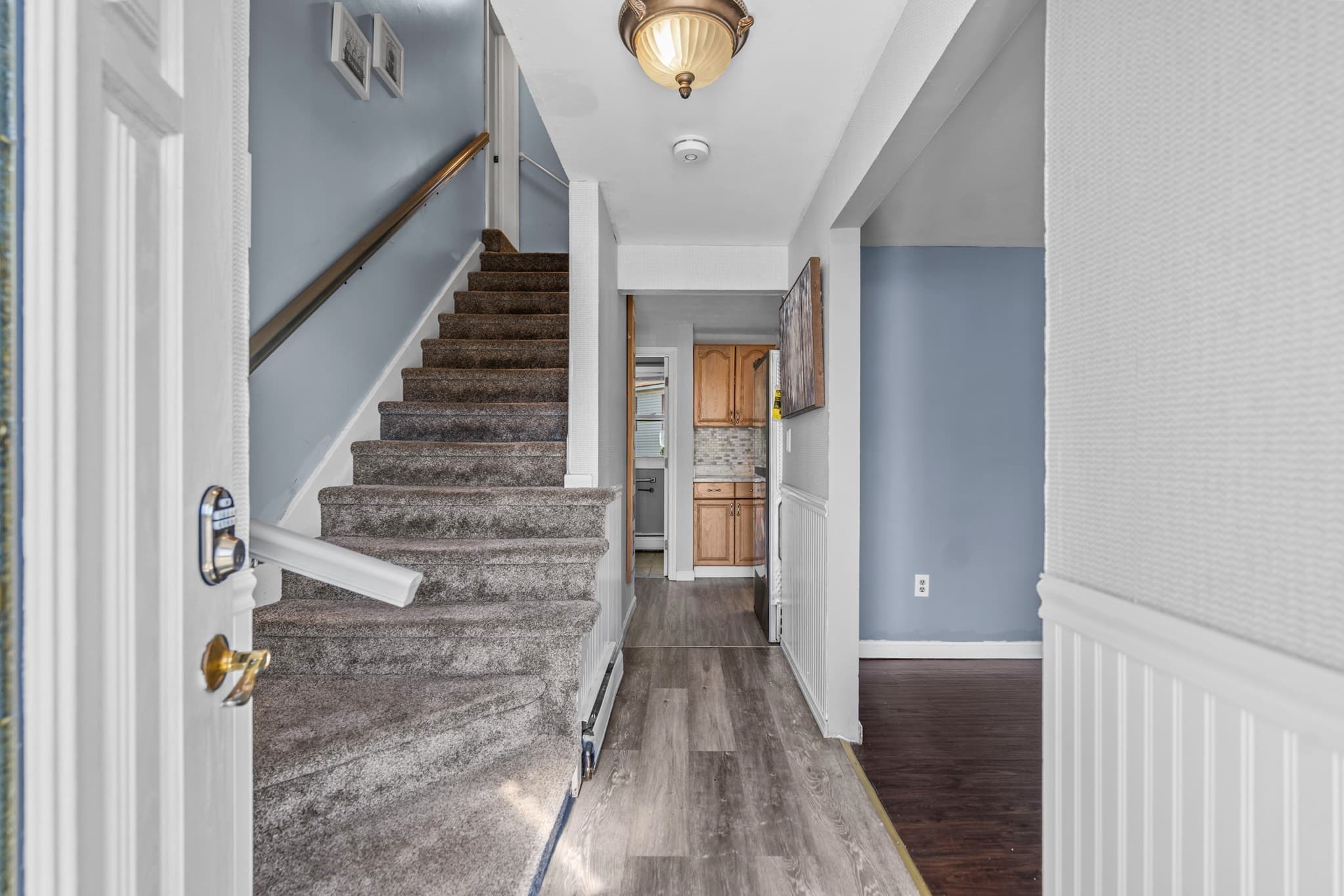Single Family Residence at 105 Freda Ln, Lowell MA 01854, Lowell, photo 3 of 39