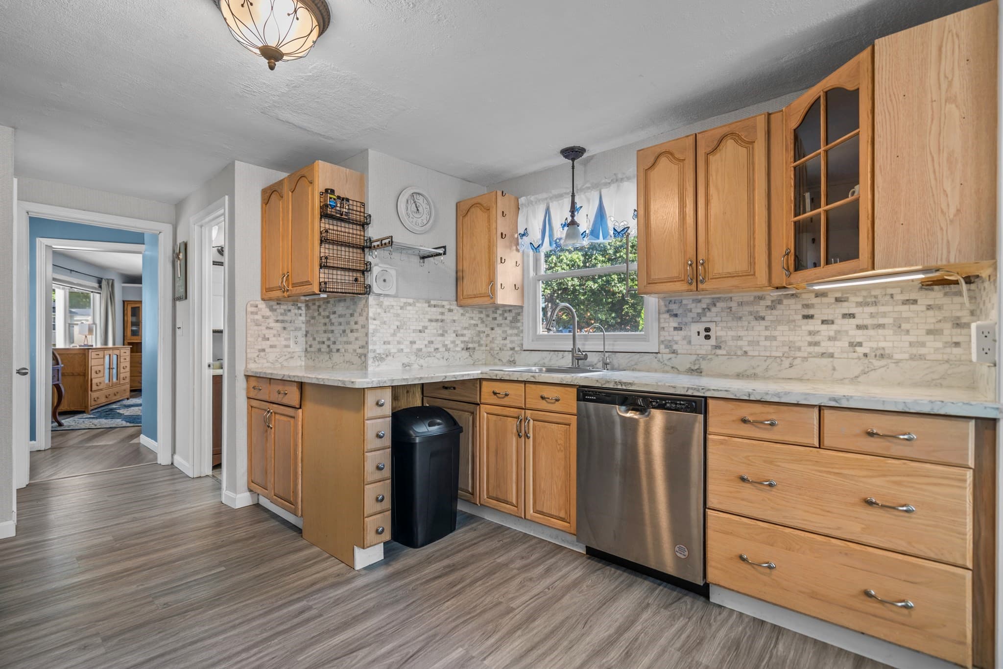 Single Family Residence at 105 Freda Ln, Lowell MA 01854, Lowell, photo 9 of 39