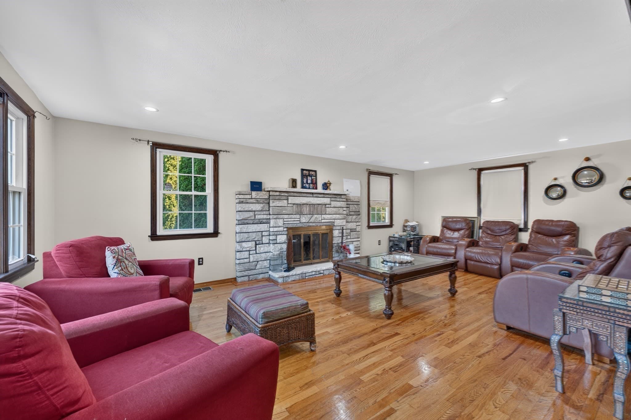 Single Family Residence at 4 Old Homestead Rd, Methuen MA 01844, Methuen, photo 23 of 36