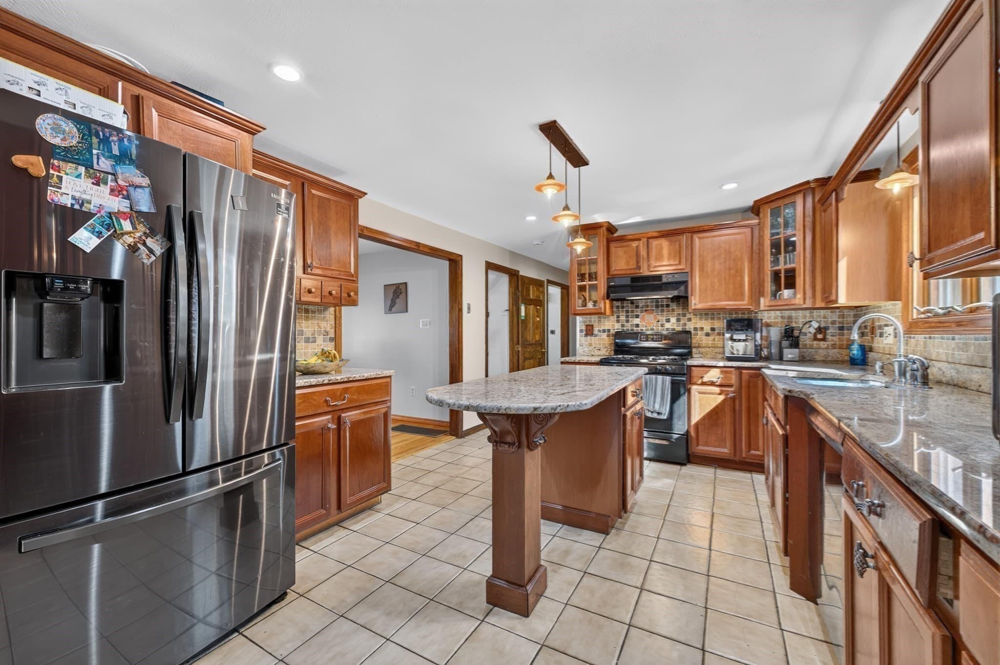 Single Family Residence at 4 Old Homestead Rd, Methuen MA 01844, Methuen, photo 16 of 36