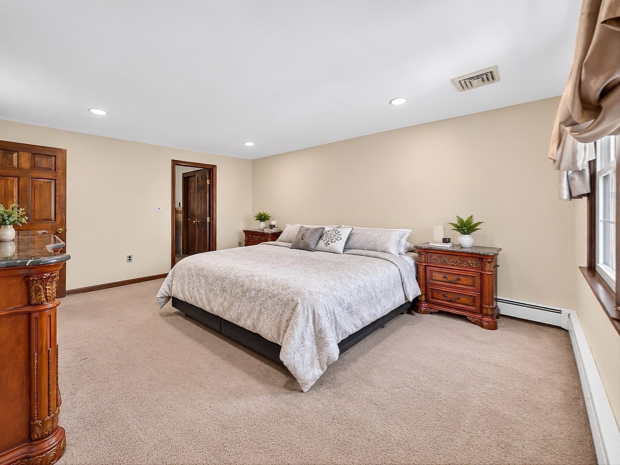 Single Family Residence at 4 Old Homestead Rd, Methuen MA 01844, Methuen, photo 24 of 36
