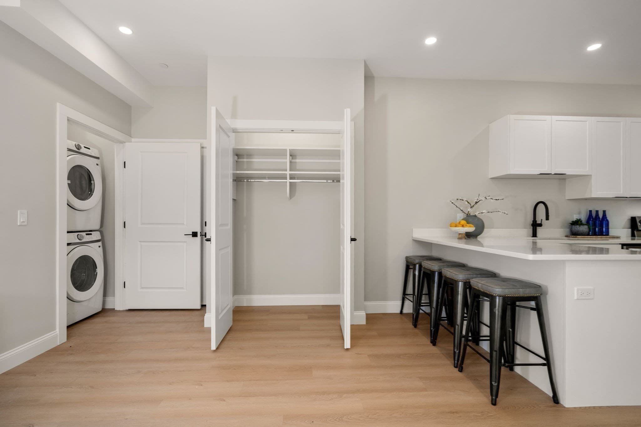 Condominium at 7 Cross St # 302, Wilmington MA 01887, Wilmington, photo 6 of 24