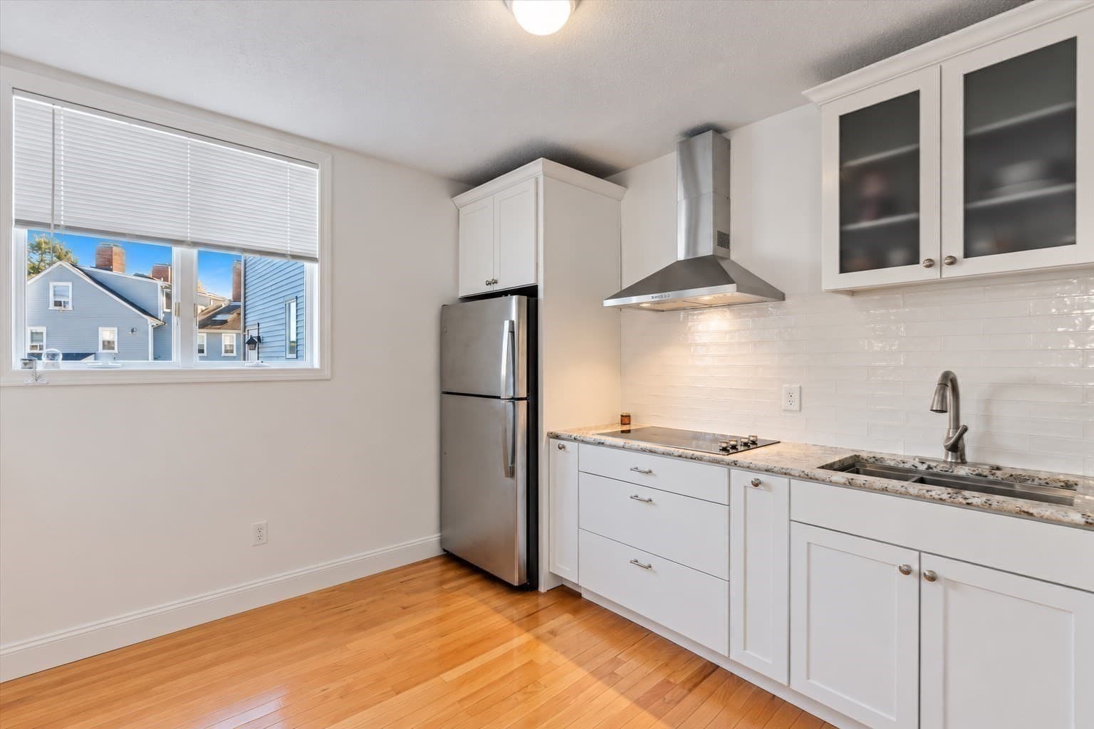 Condominium at 75 Cabot St # 8, Beverly MA 01915, Beverly, photo 10 of 21