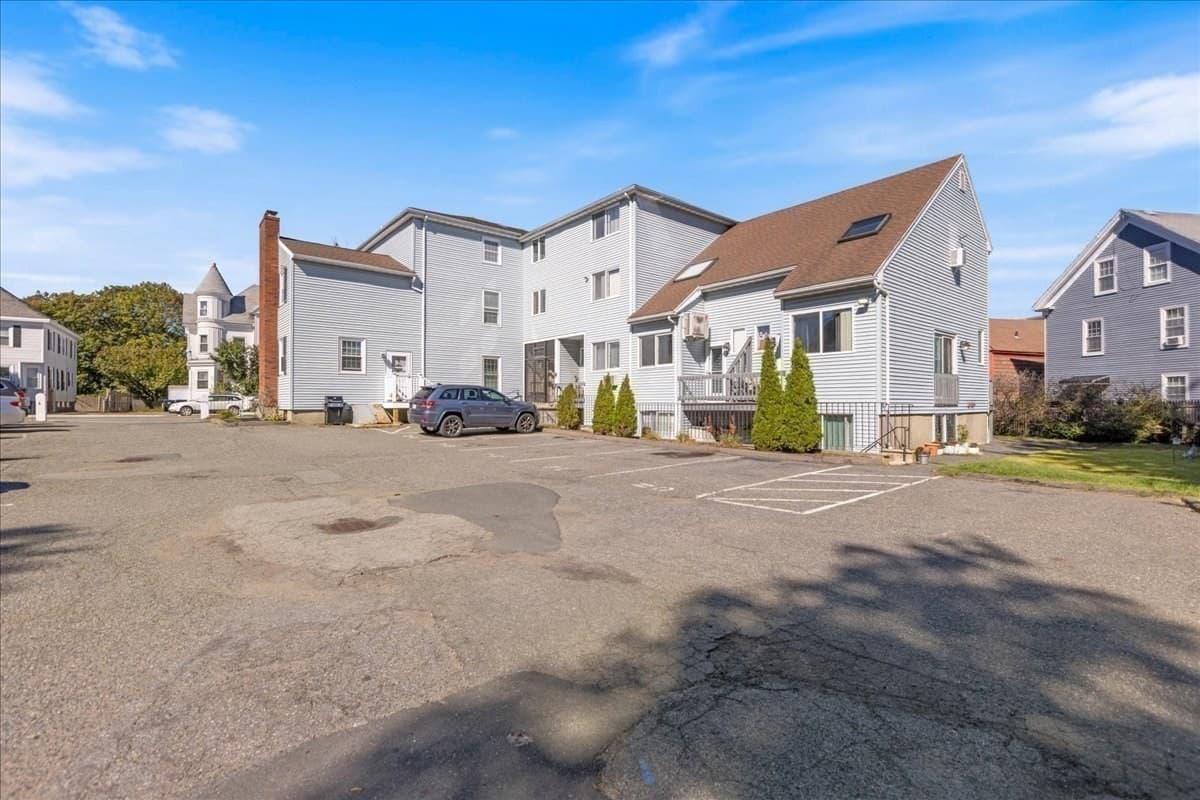 Condominium at 75 Cabot St # 8, Beverly MA 01915, Beverly, photo 18 of 21