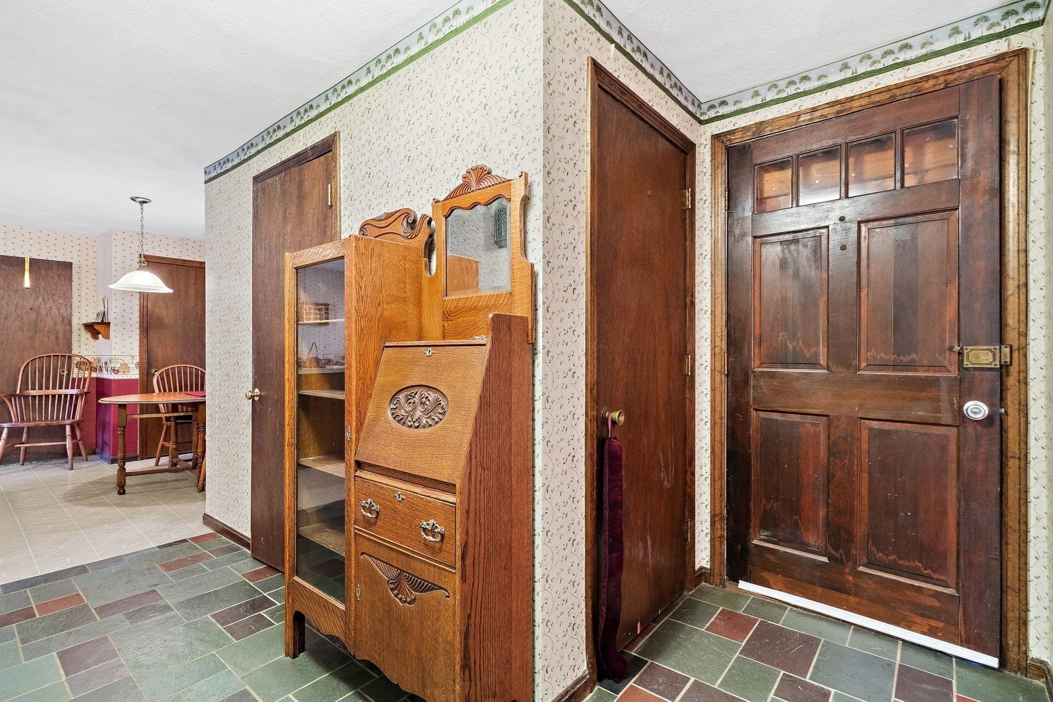 Single Family Residence at 155 Hosmer Street, Hudson MA 01749, Hudson, photo 3 of 39