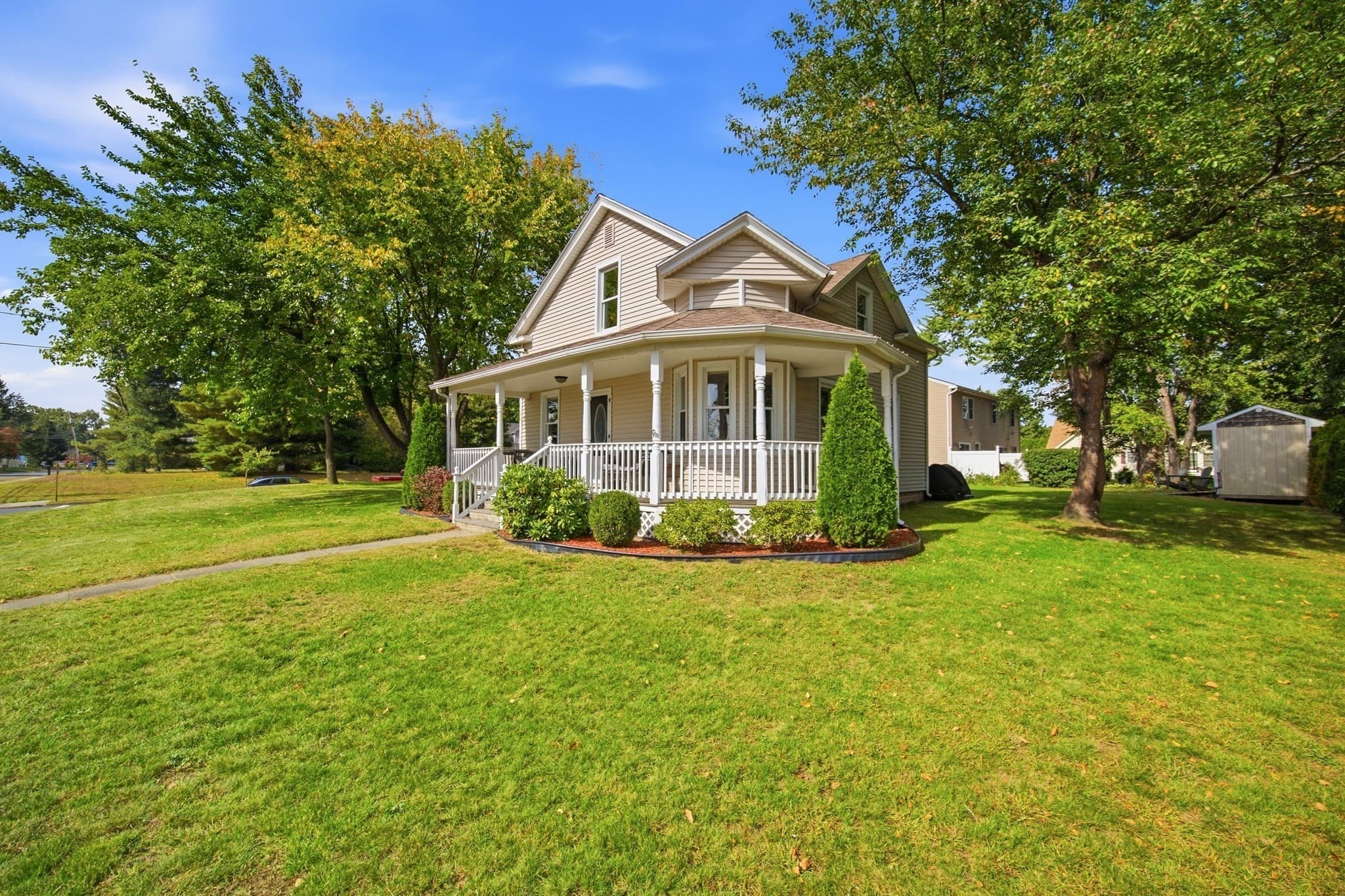 52 North St, Agawam MA 01001