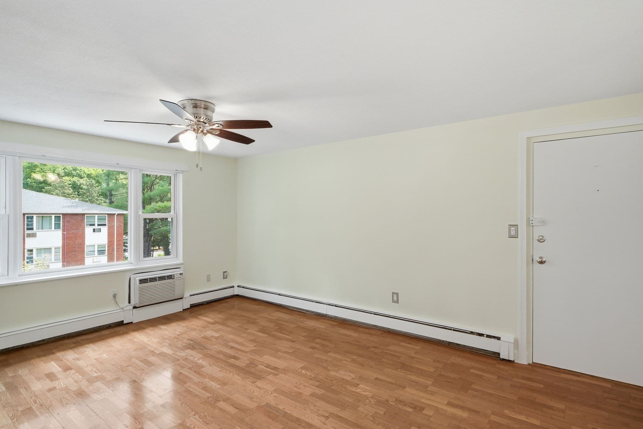 Condominium at 4 Colonial Dr # 11, Andover MA 01810, Andover, photo 9 of 28