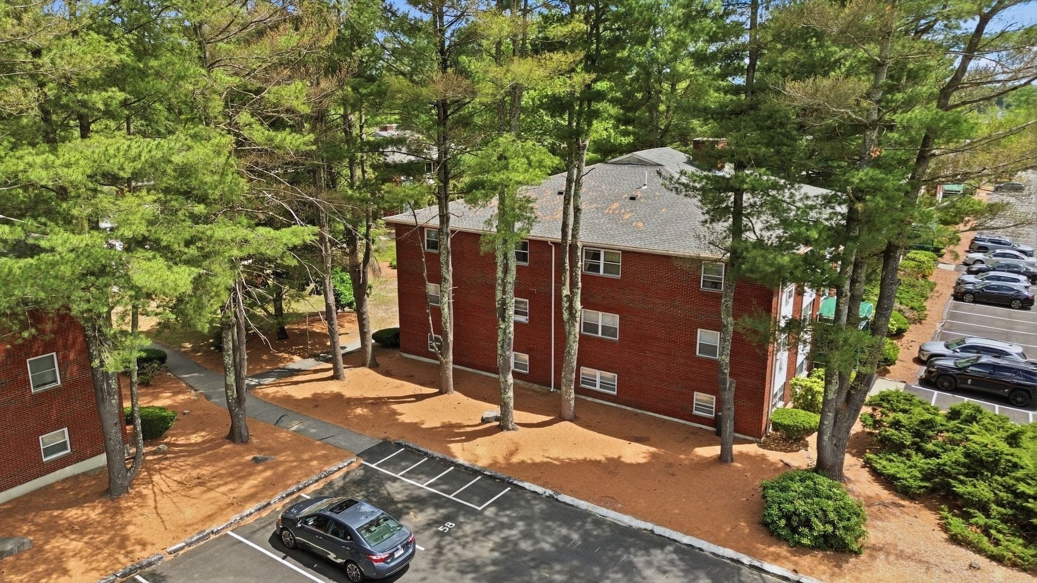Condominium at 4 Colonial Dr # 11, Andover MA 01810, Andover, photo 25 of 28