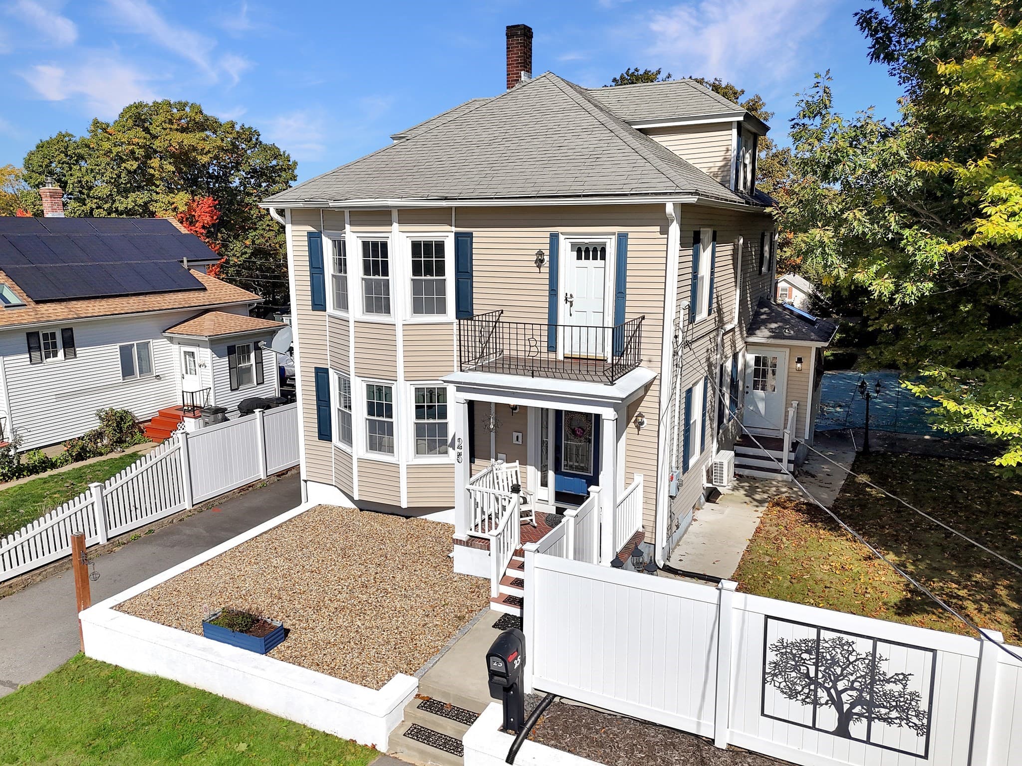 Single Family Residence at 25 Wasa St, Gardner MA 01440, Gardner, photo 4 of 42