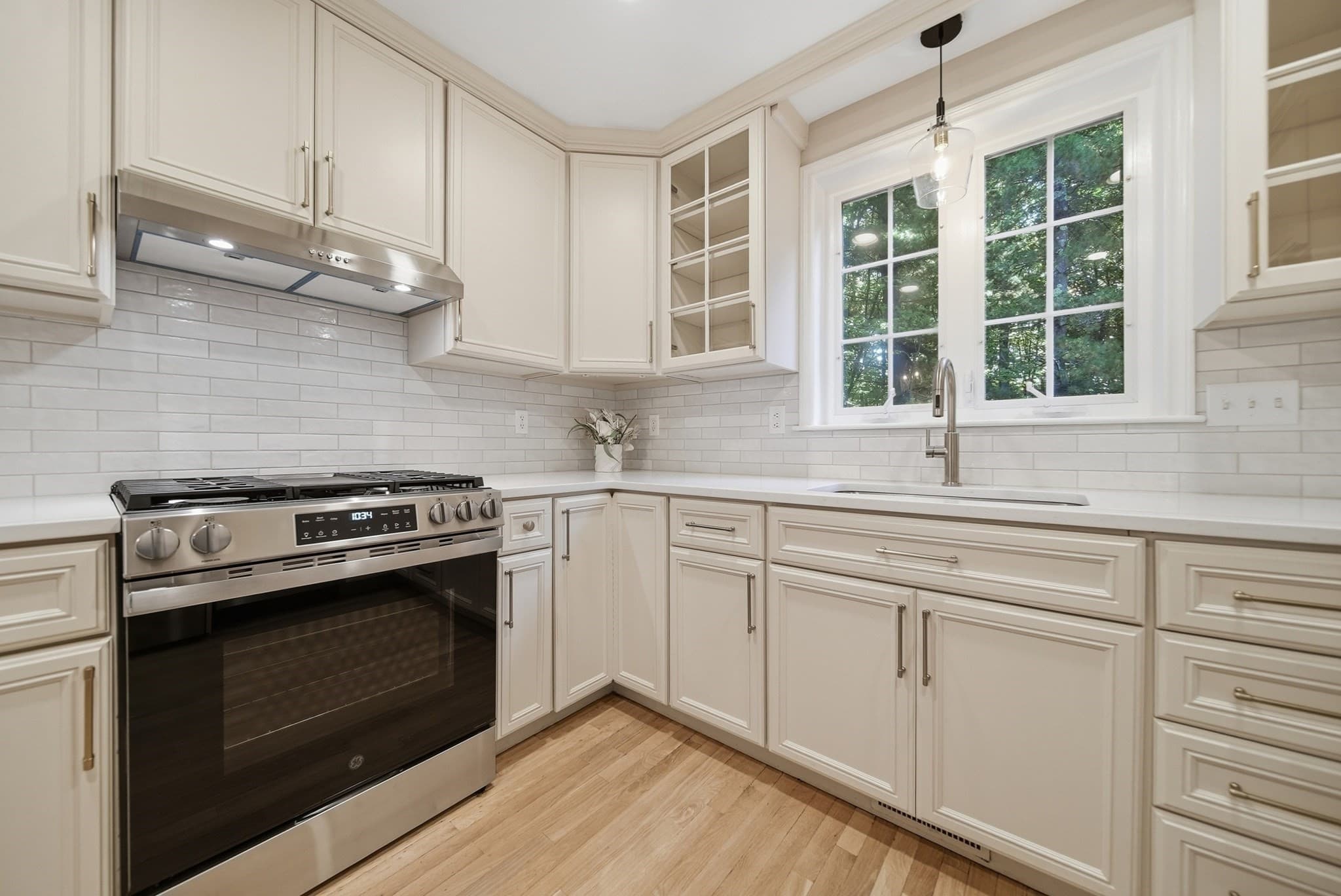 Condominium at 17 Glencliff Way # 17, Nashua NH 03063, Nashua, photo 6 of 42