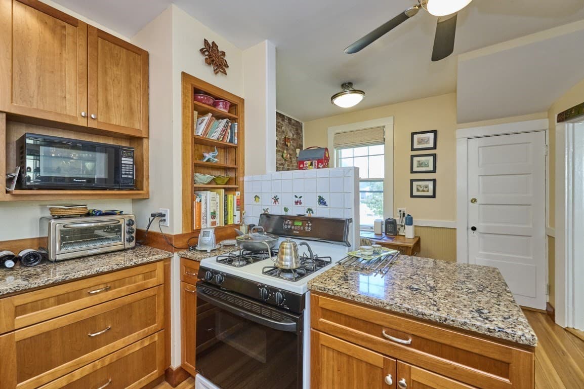 Single Family Residence at 19 Brown Ave, Boston MA 02131, Boston, photo 7 of 26