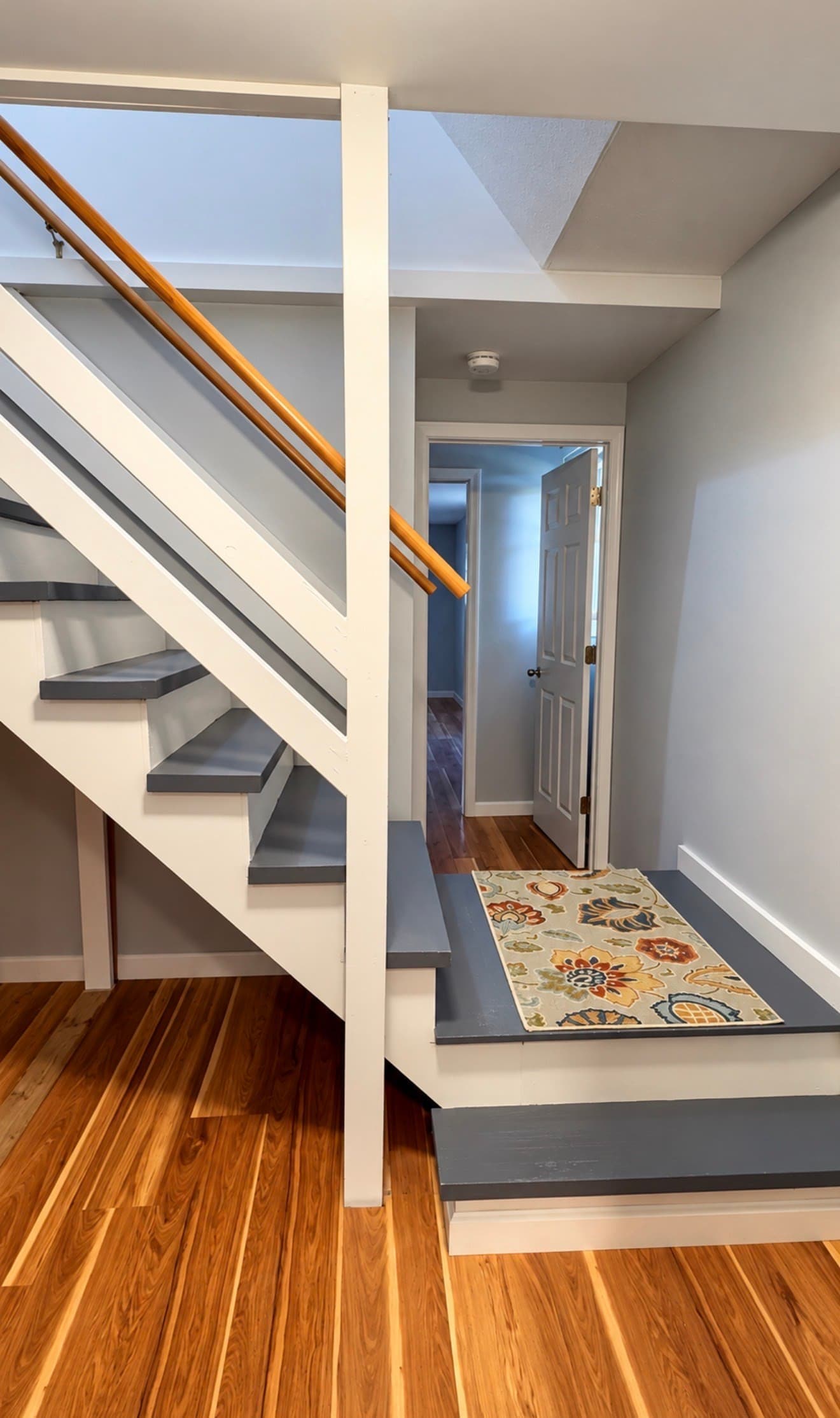 Single Family Residence at 2 Grandview Ln, Easthampton MA 01027, Easthampton, photo 22 of 40