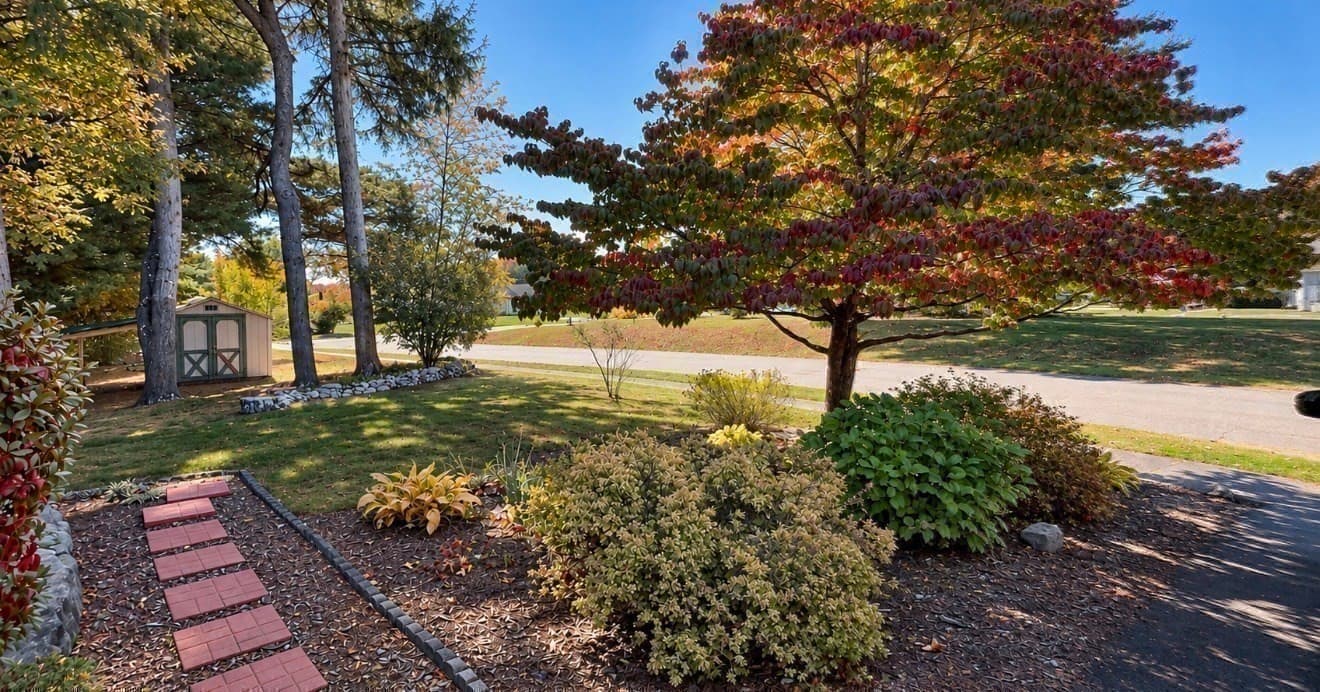 Single Family Residence at 2 Grandview Ln, Easthampton MA 01027, Easthampton, photo 37 of 40