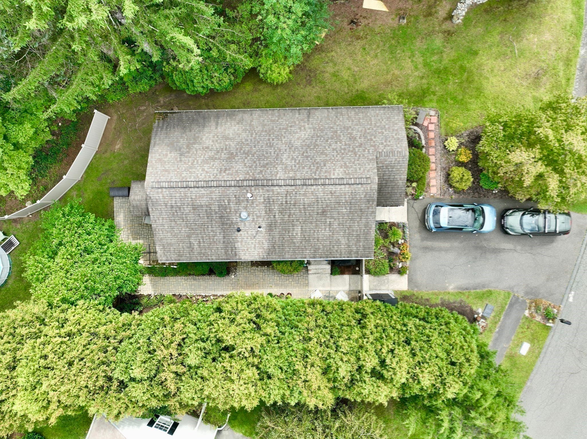 Single Family Residence at 2 Grandview Ln, Easthampton MA 01027, Easthampton, photo 39 of 40