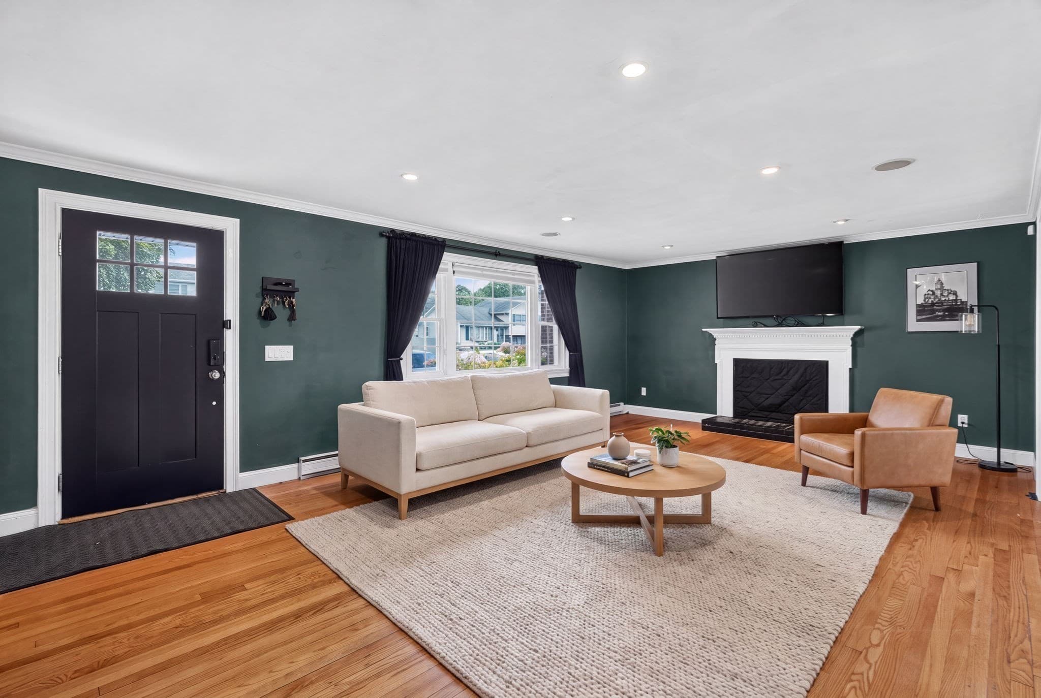 Single Family Residence at 15 Maryland Avenue, Chicopee MA 01020, Chicopee, photo 5 of 40