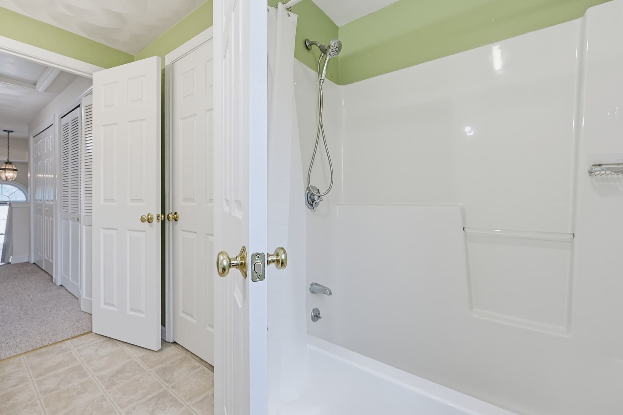 Condominium at 37 Dennis St # 5, Attleboro MA 02703, Attleboro, photo 23 of 38