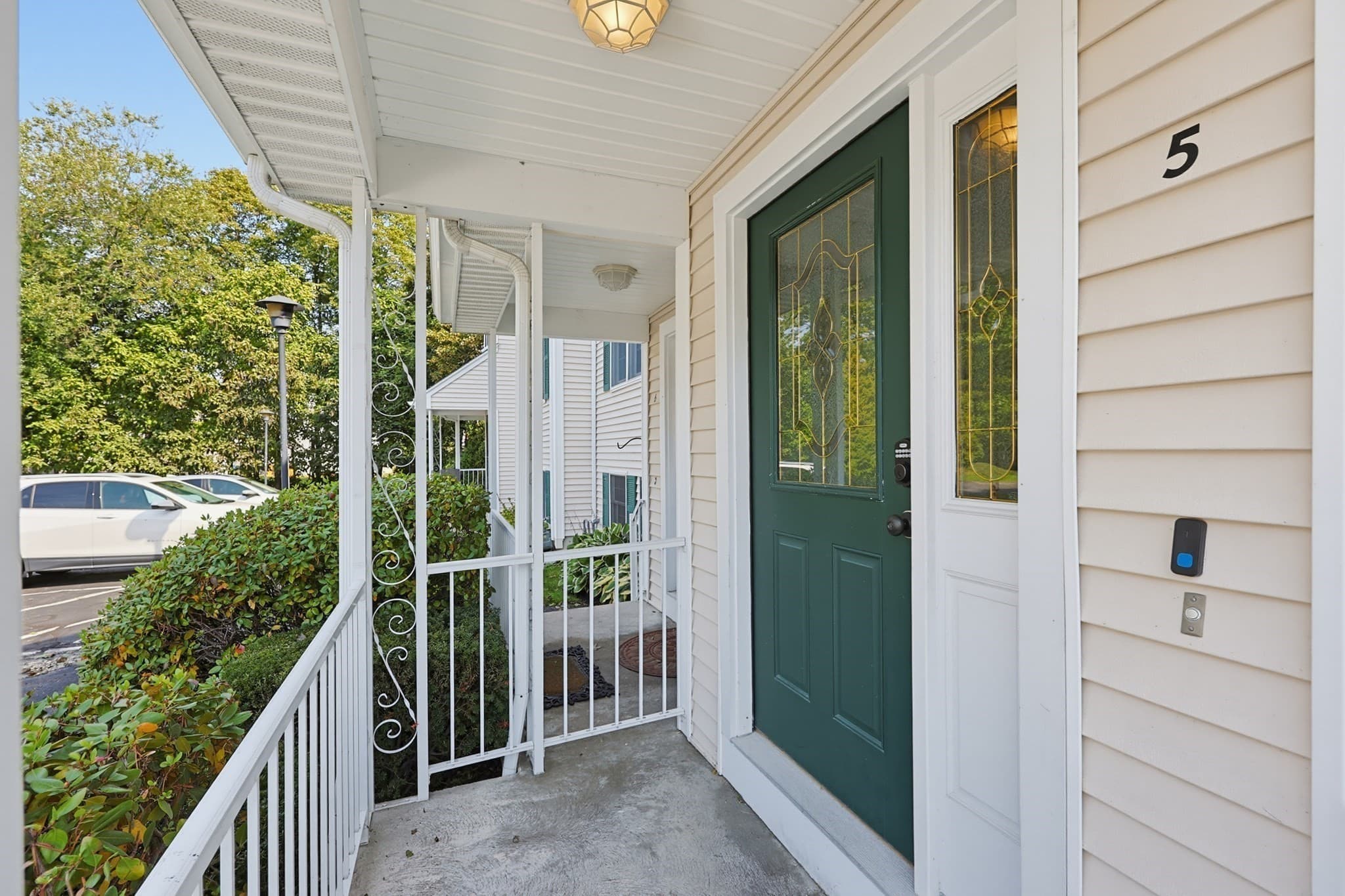 Condominium at 37 Dennis St # 5, Attleboro MA 02703, Attleboro, photo 2 of 38
