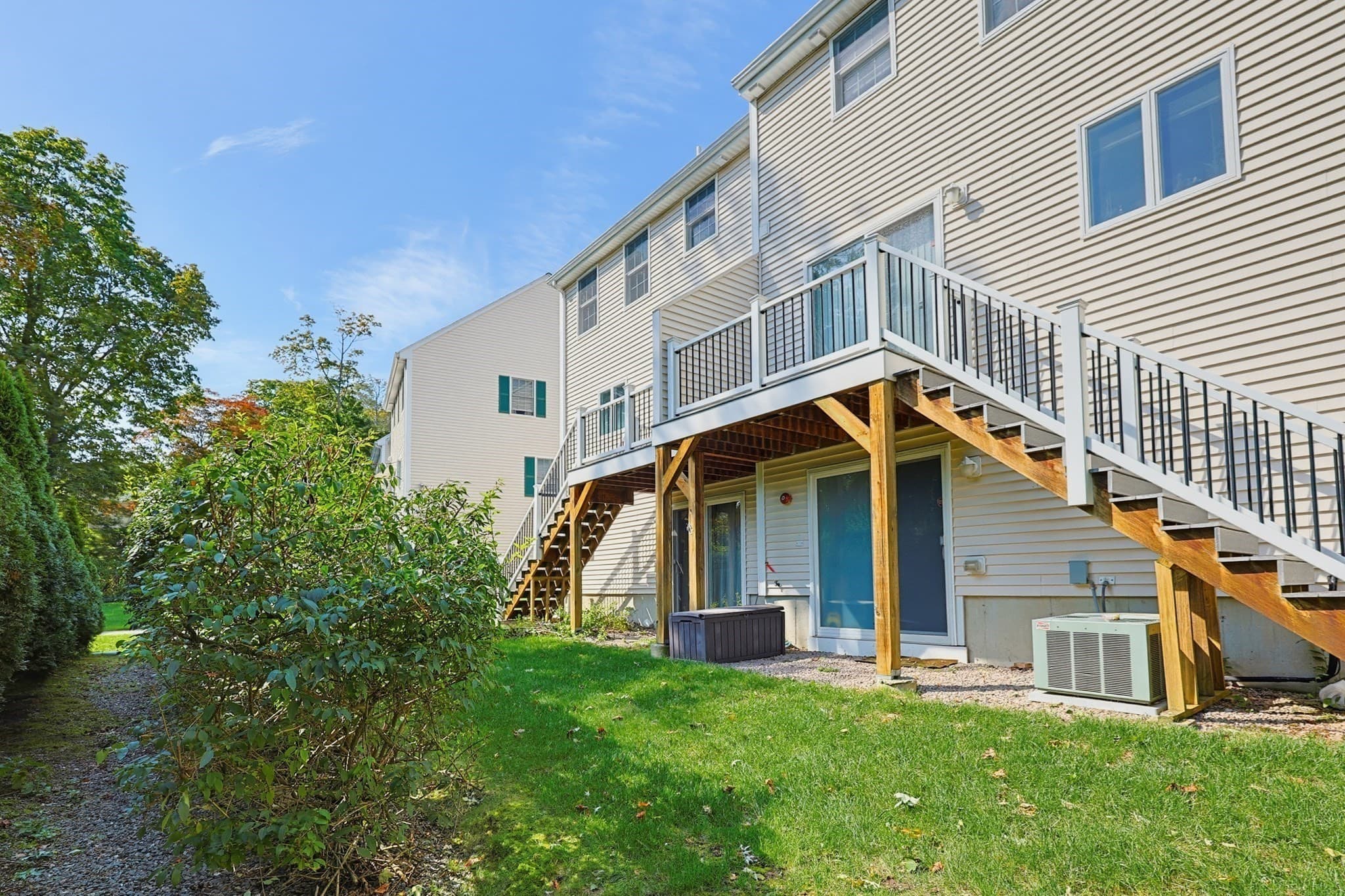 Condominium at 37 Dennis St # 5, Attleboro MA 02703, Attleboro, photo 33 of 38