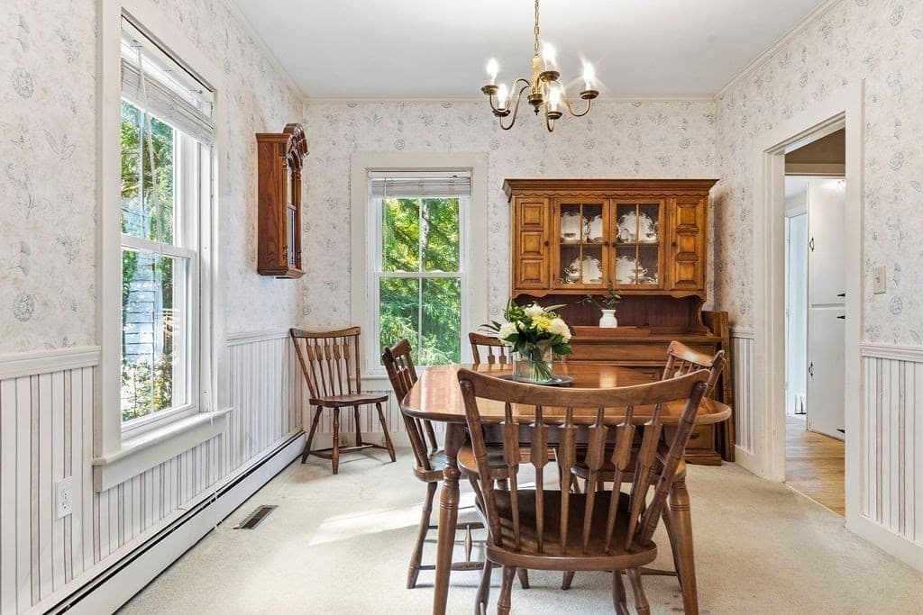 Single Family Residence at 162 Lincoln St, Franklin MA 02038, Franklin, photo 11 of 40