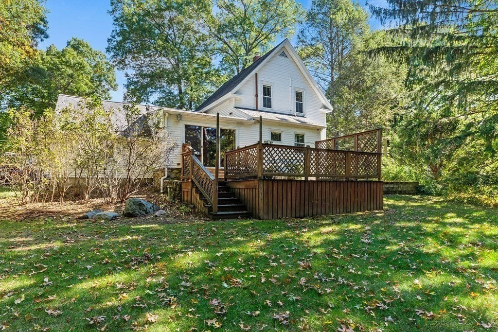 Single Family Residence at 162 Lincoln St, Franklin MA 02038, Franklin, photo 31 of 40
