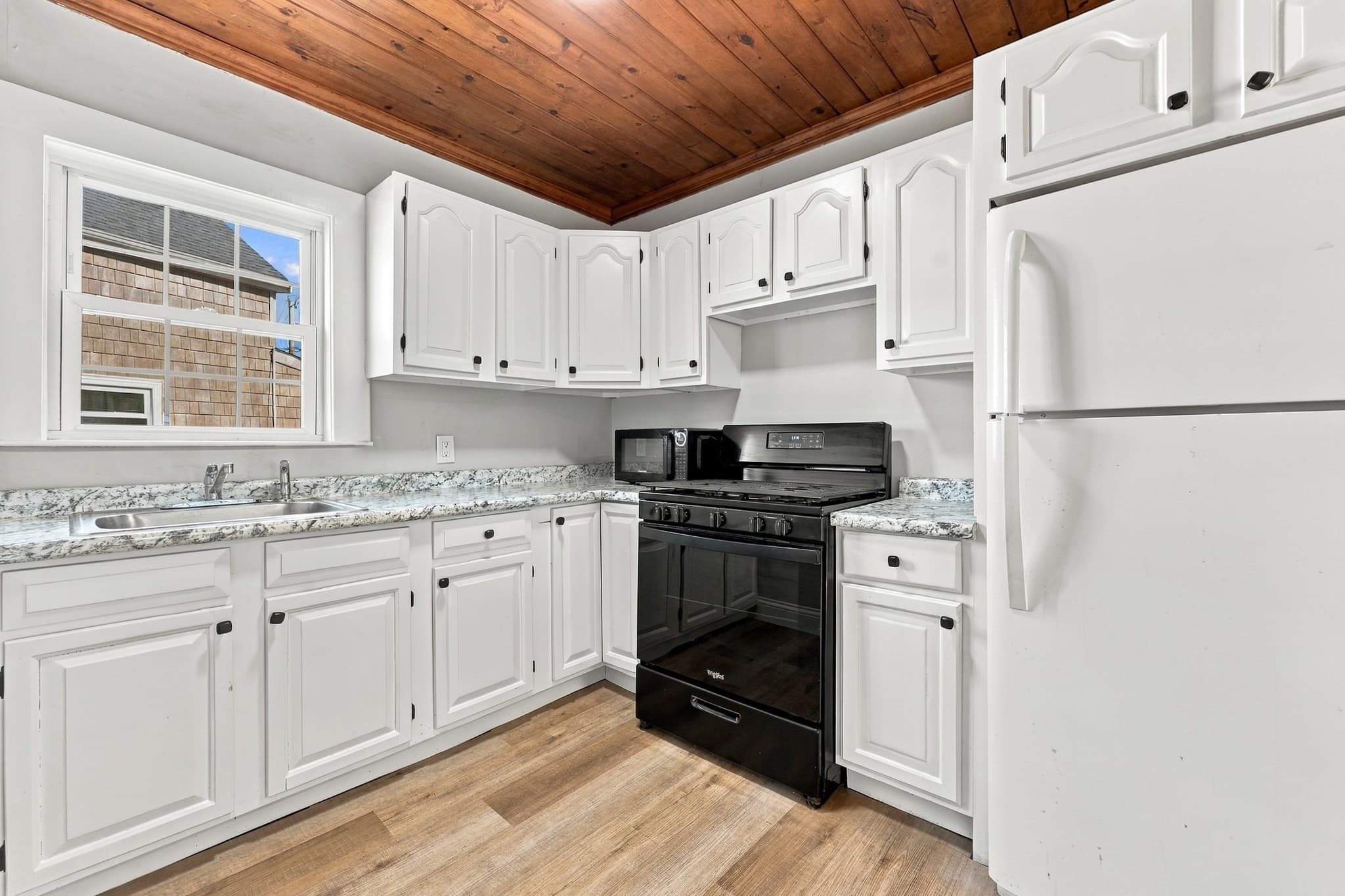 Single Family Residence at 95 Eastern Avenue, Swansea MA 02777, Swansea, photo 4 of 21