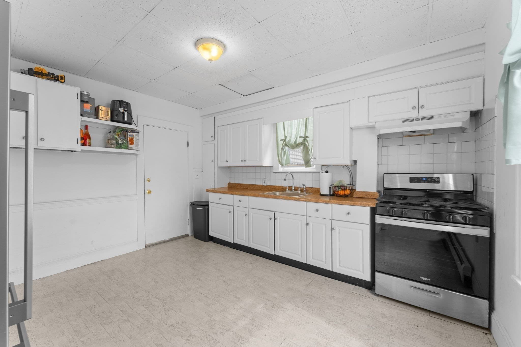 Multi Family at 5 Forest Hill Ave, Lynn MA 01904, Lynn, photo 6 of 14