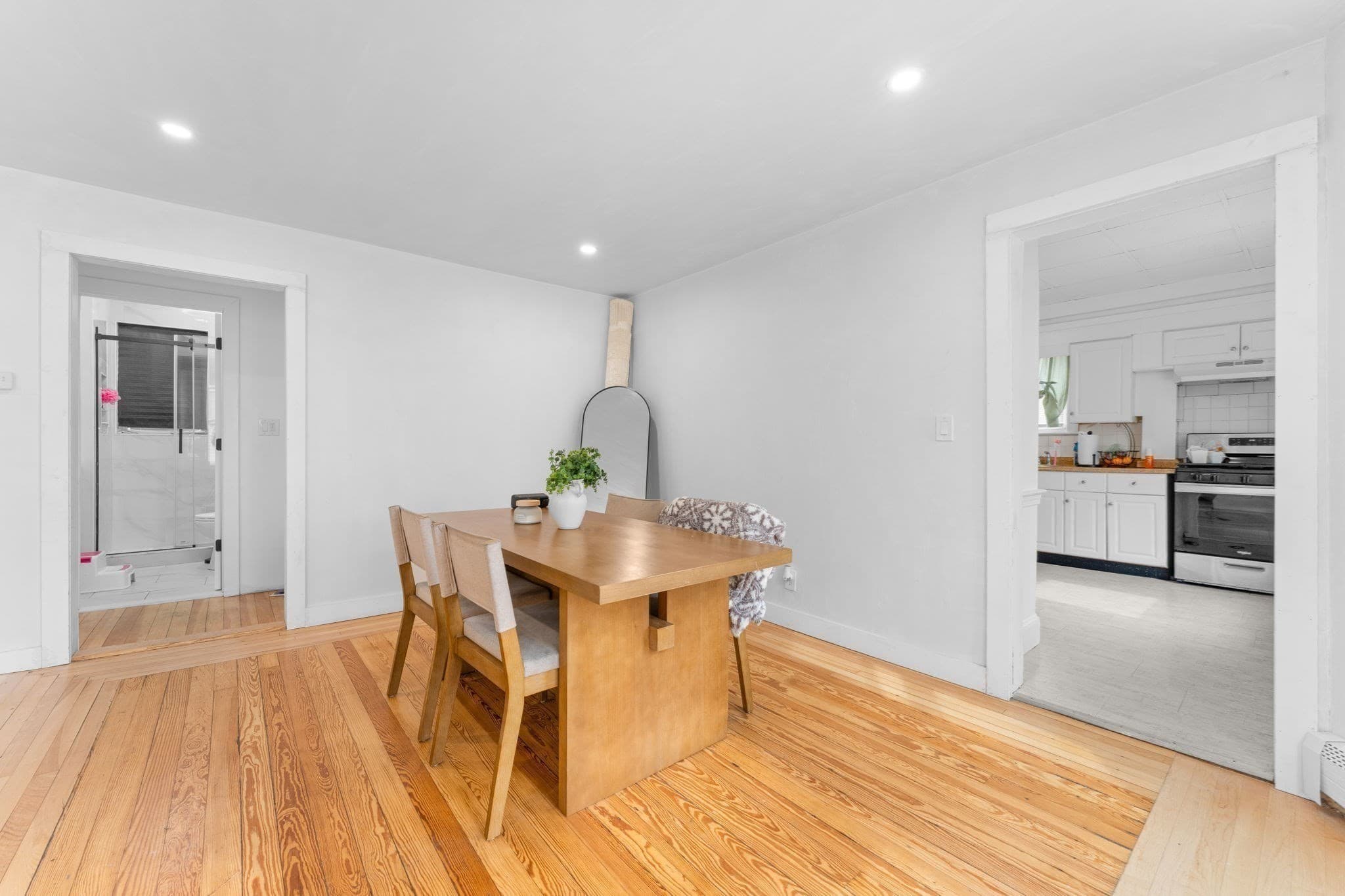 Multi Family at 5 Forest Hill Ave, Lynn MA 01904, Lynn, photo 5 of 14