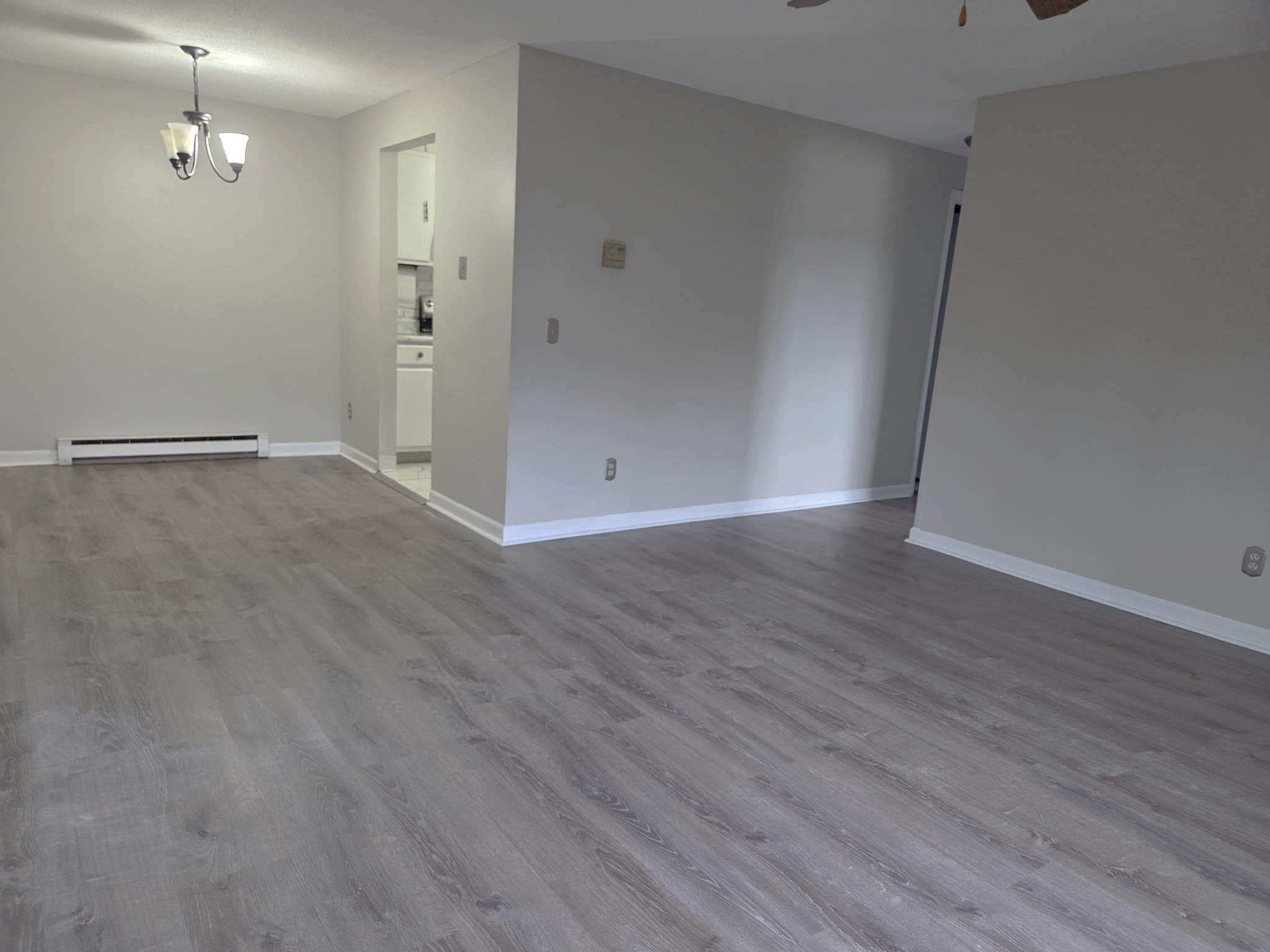Condominium at 129 Quaker Highway # 23, Uxbridge MA 01569, Uxbridge, photo 10 of 28