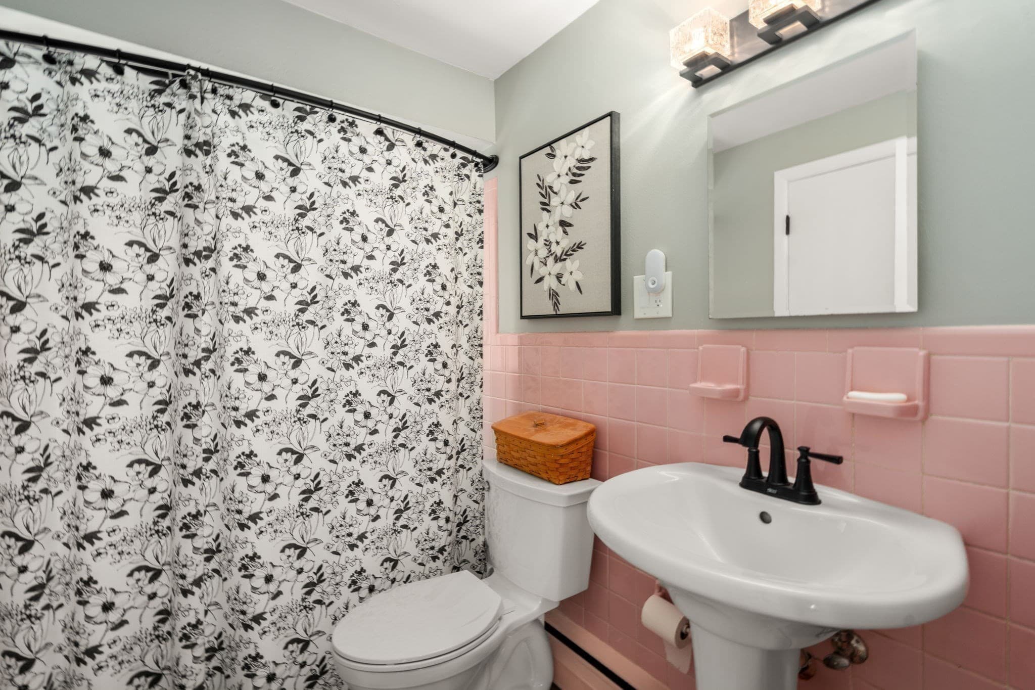 Single Family Residence at 124 Windham Rd, Boston MA 02136, Boston, photo 16 of 40