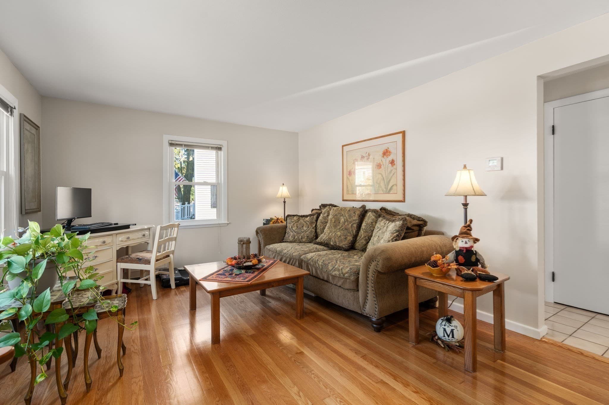 Single Family Residence at 124 Windham Rd, Boston MA 02136, Boston, photo 9 of 40