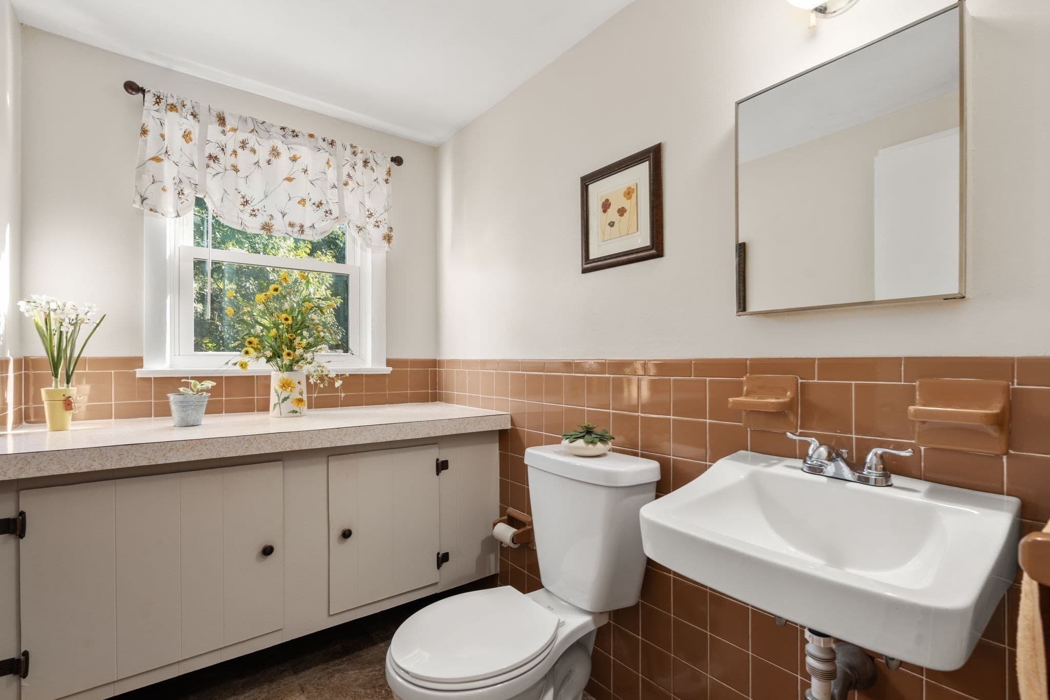 Single Family Residence at 124 Windham Rd, Boston MA 02136, Boston, photo 18 of 40