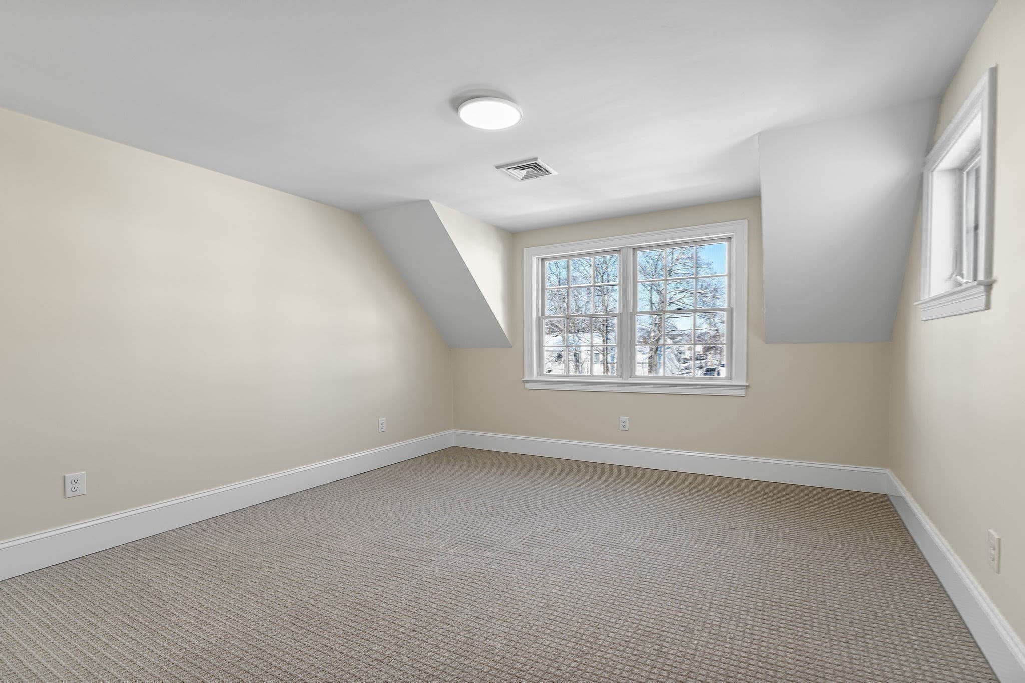 Single Family Residence at 41 Lantern Lane, Braintree MA 02184, Braintree, photo 33 of 36