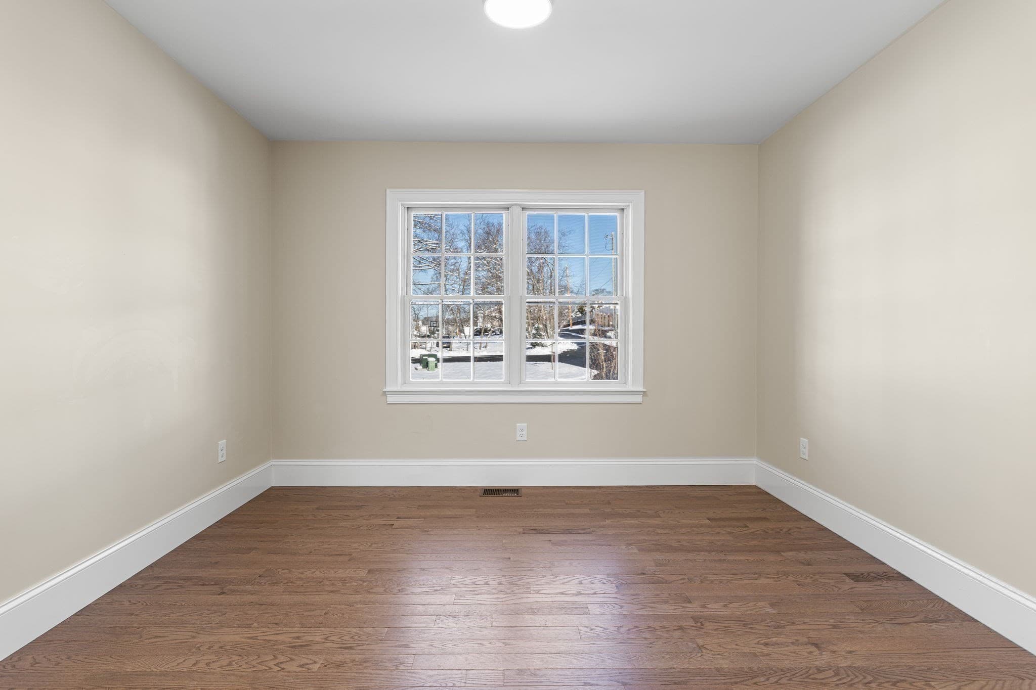 Single Family Residence at 41 Lantern Lane, Braintree MA 02184, Braintree, photo 11 of 36